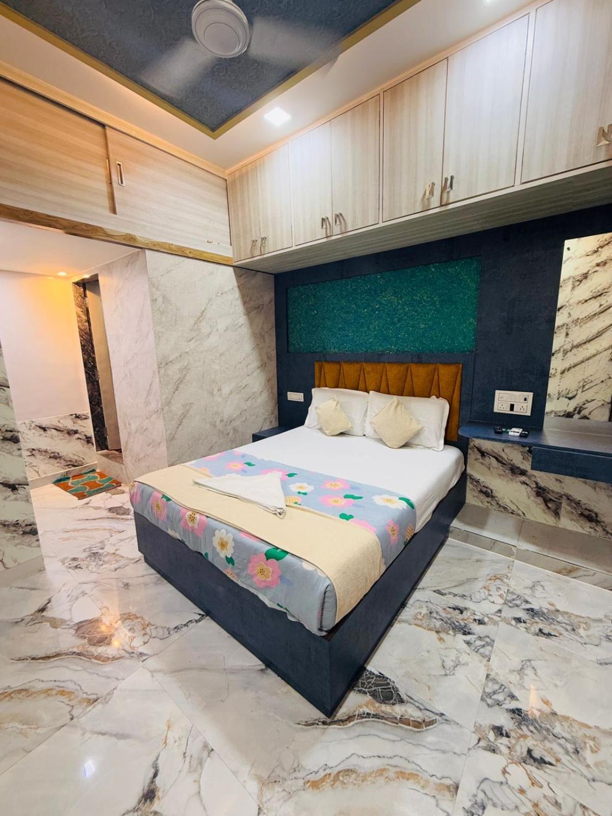 Guest house Galaxy