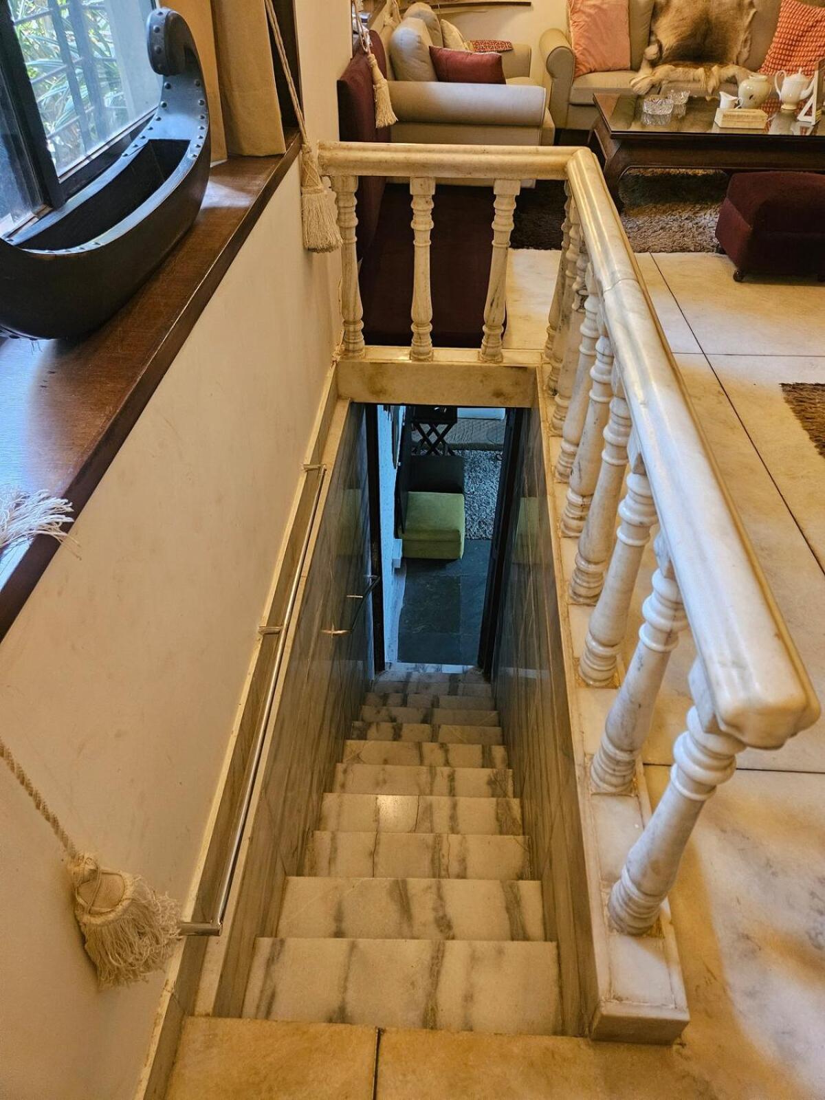 Apartment The Beautiful Bollywood 2bhk In Bandra Mumbai