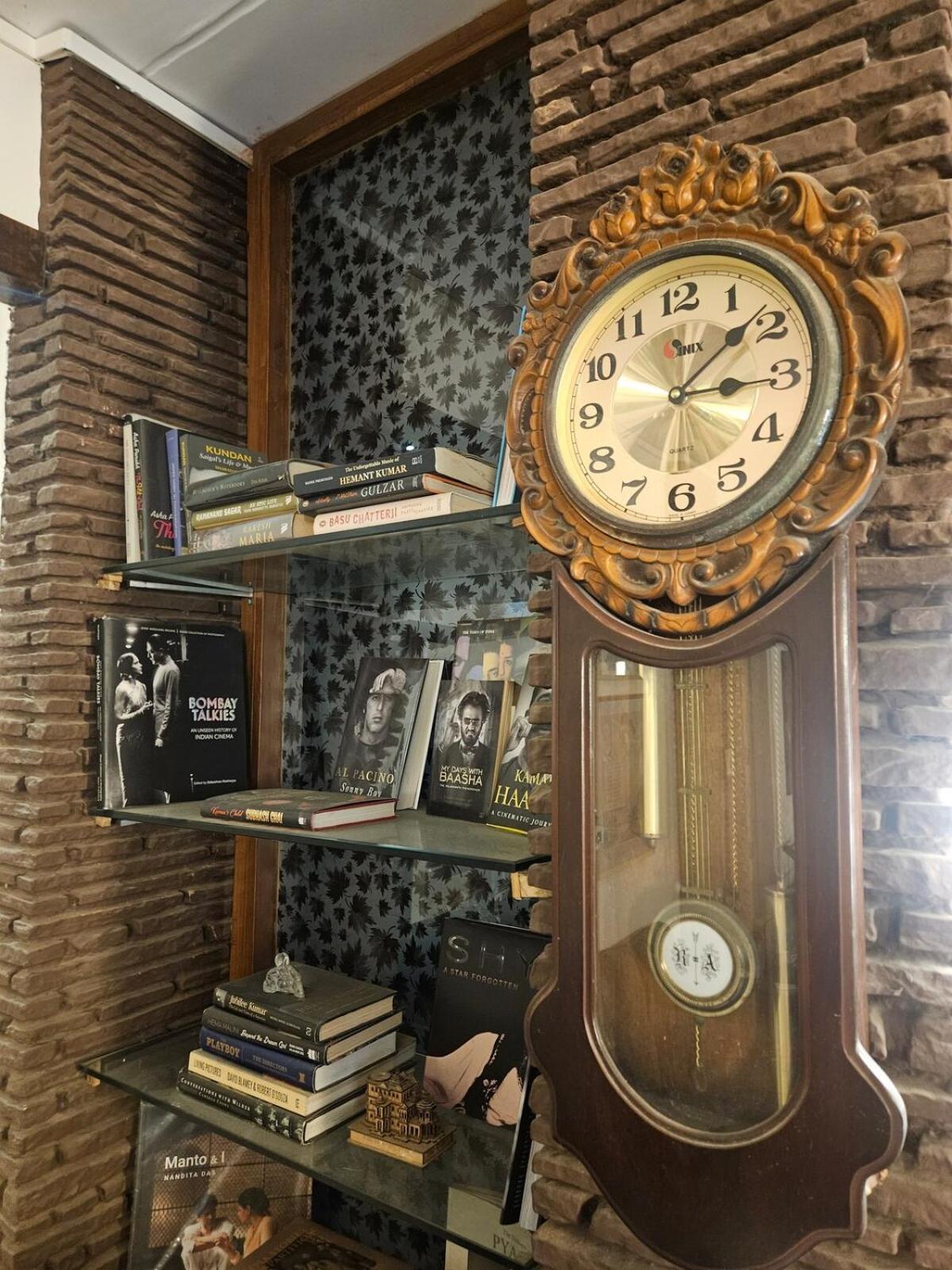 Apartment The Beautiful Bollywood 2bhk In Bandra
