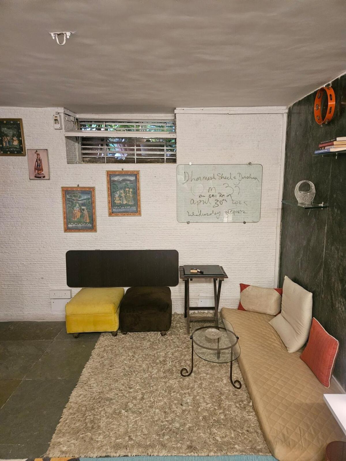 Apartment The Beautiful Bollywood 2bhk In Bandra