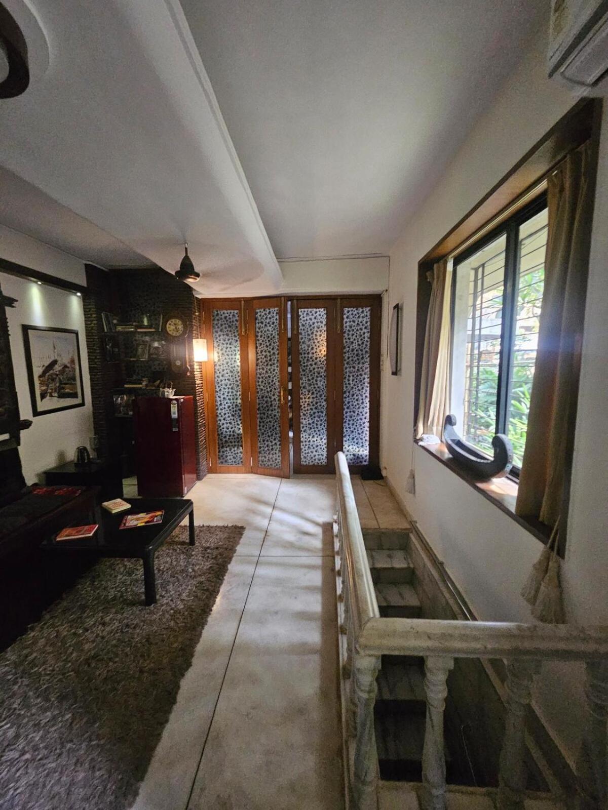 The Beautiful Bollywood 2bhk In Bandra