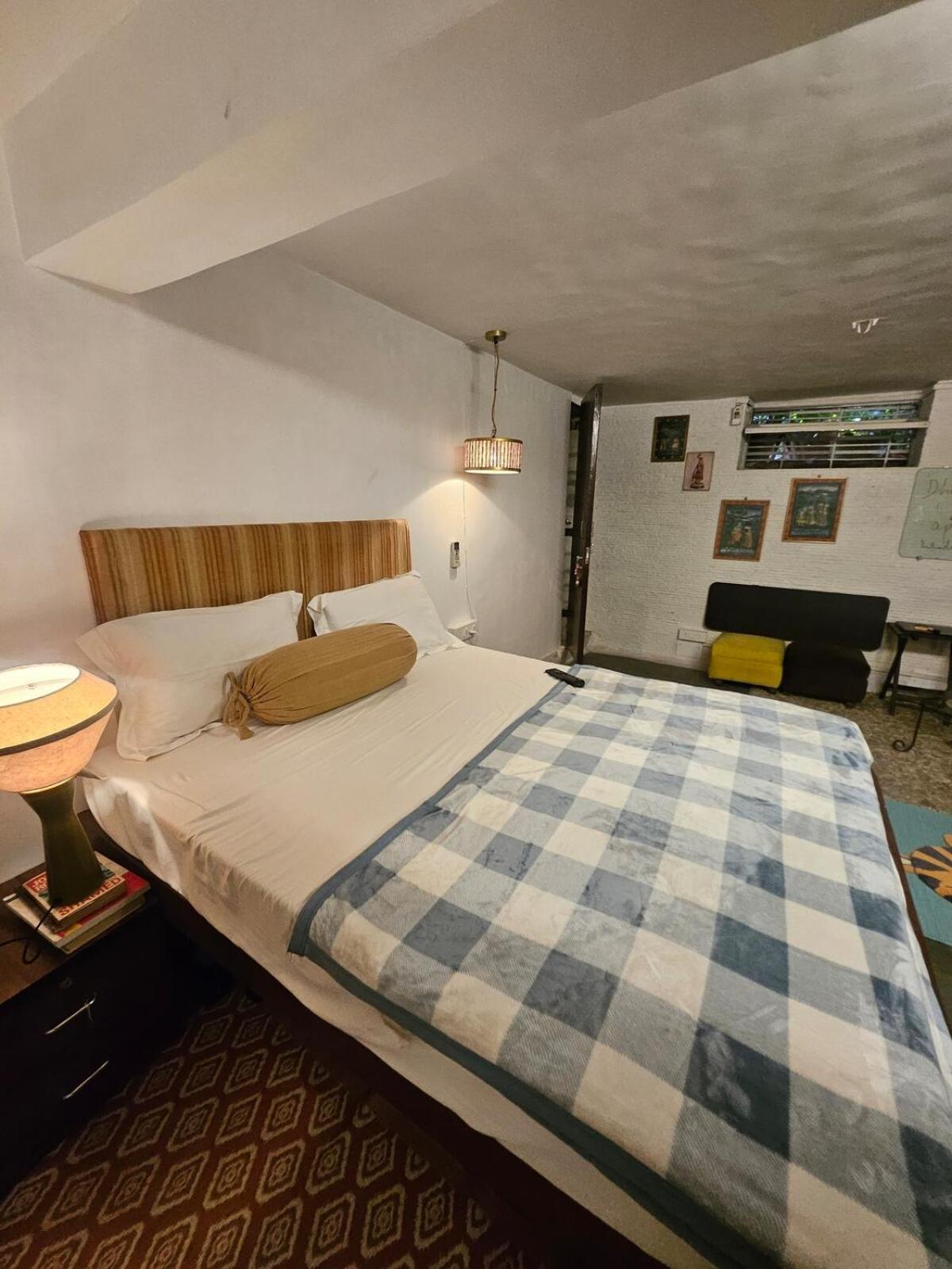 Apartment The Beautiful Bollywood 2bhk In Bandra