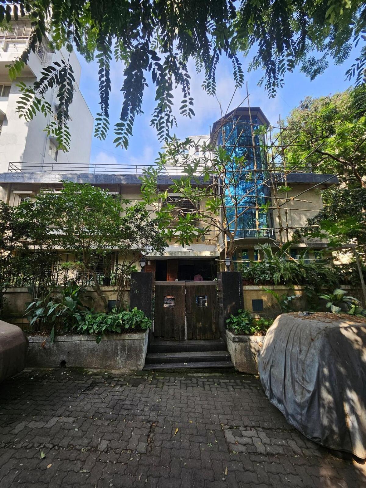 The Beautiful Bollywood 2bhk In Bandra * Mumbai