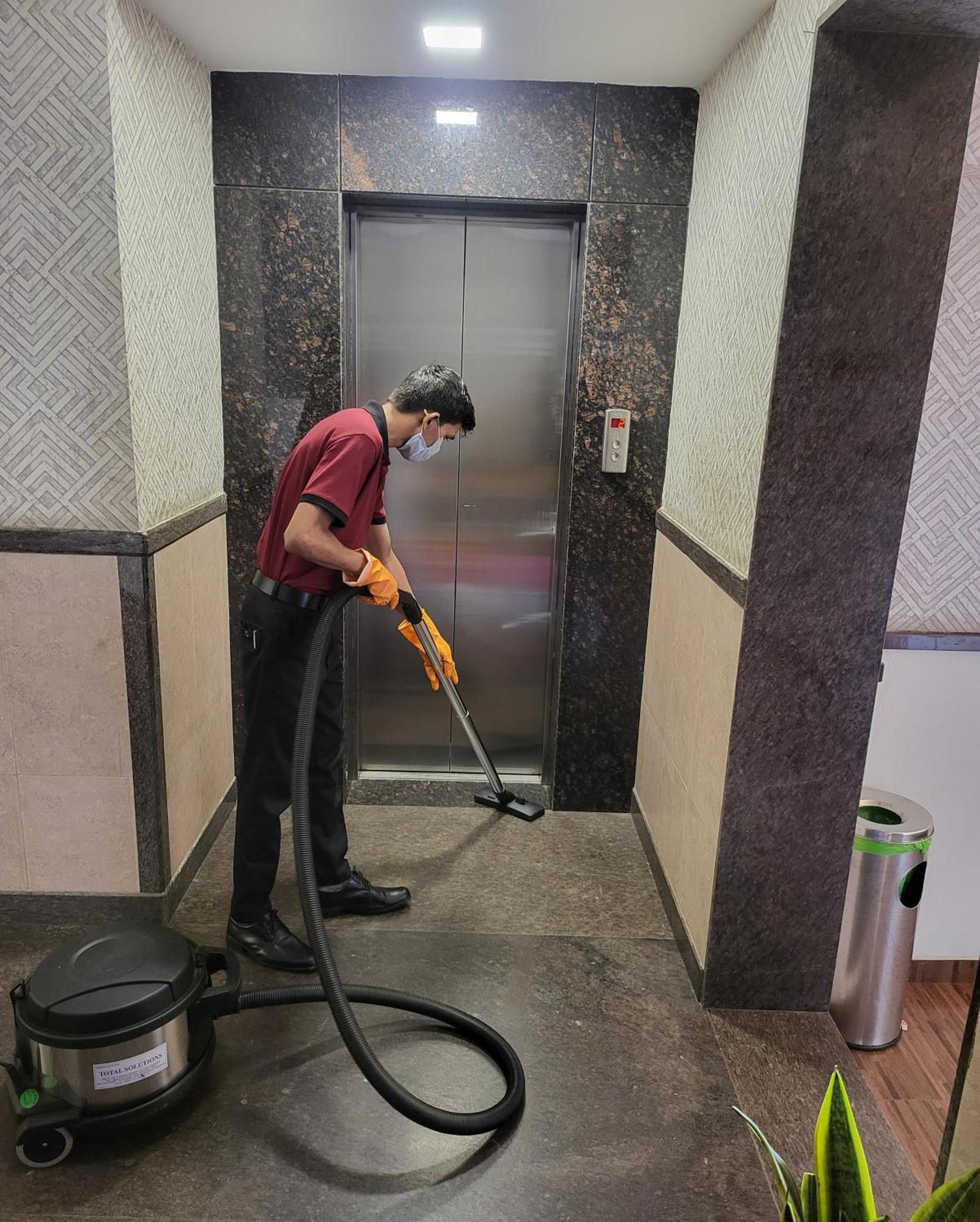 Maharana Chembur Hotel