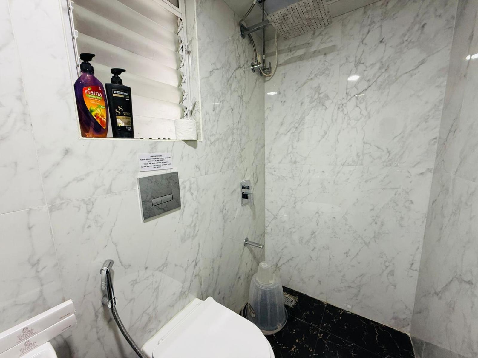 1bed In Parel Near Tata Memorial Hospital *