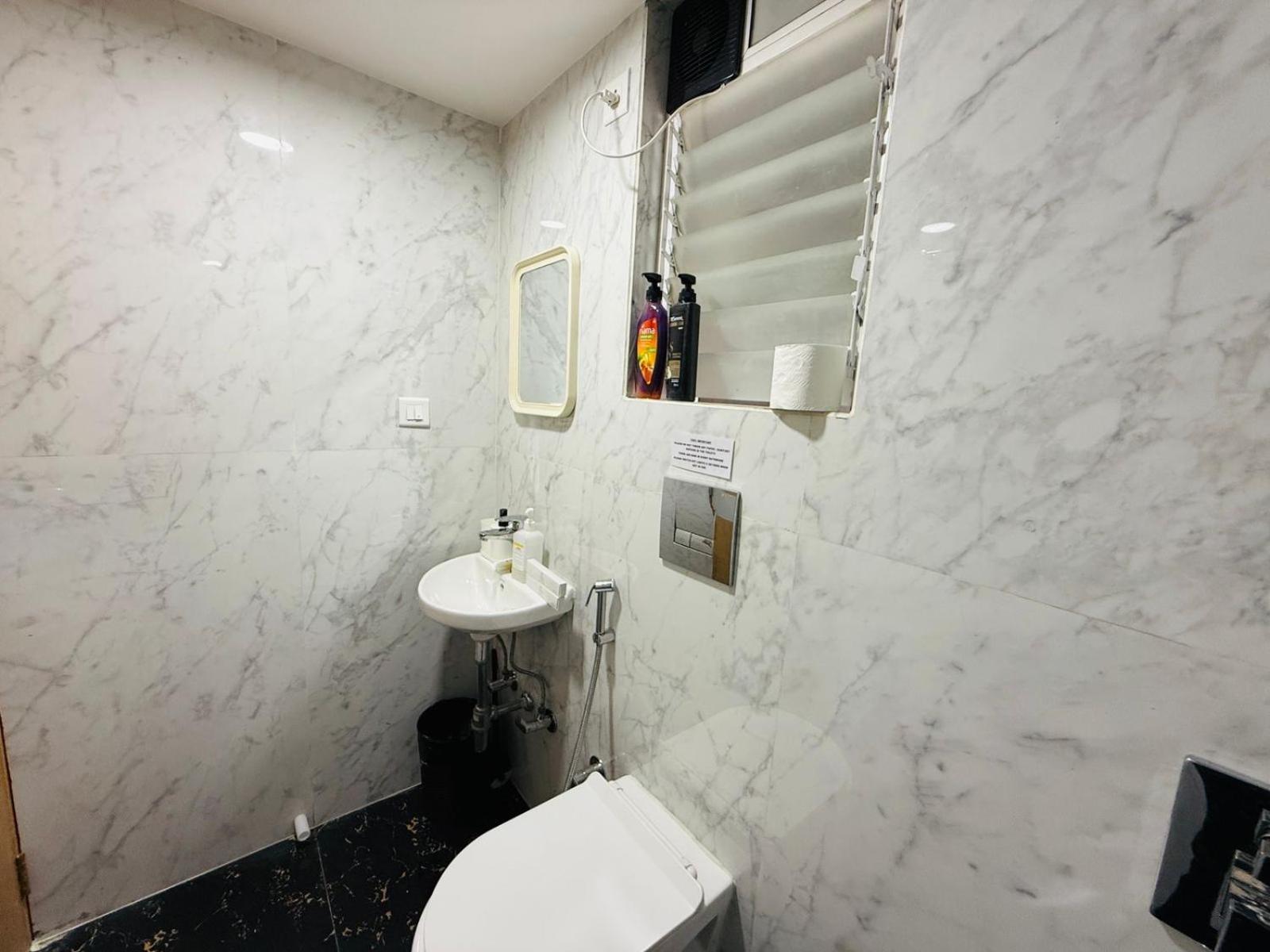 1bed In Parel Near Tata Memorial Hospital *
