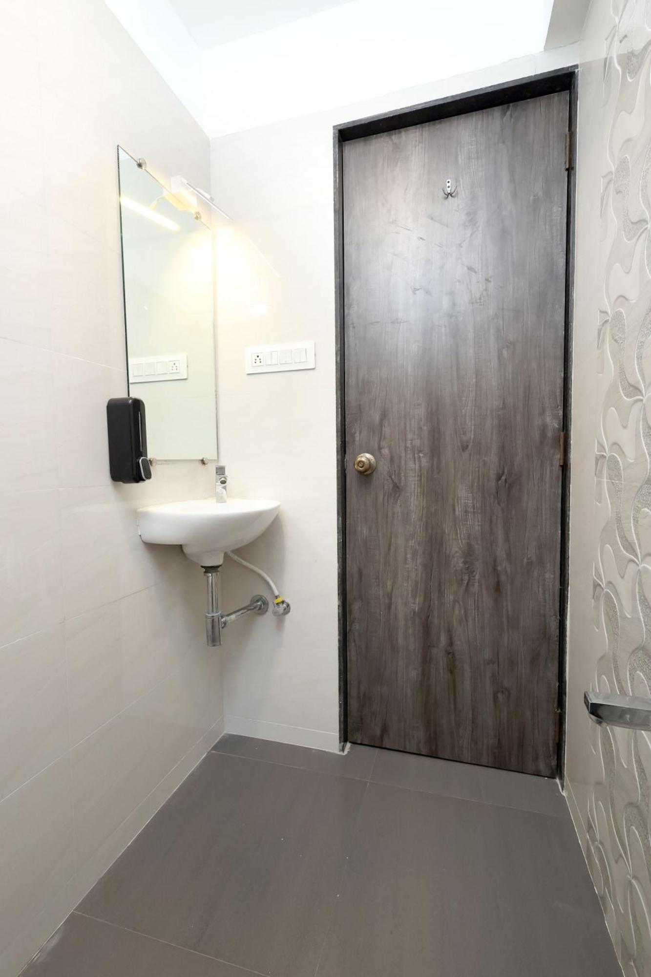 Apartment Signature - Gagal Mumbai