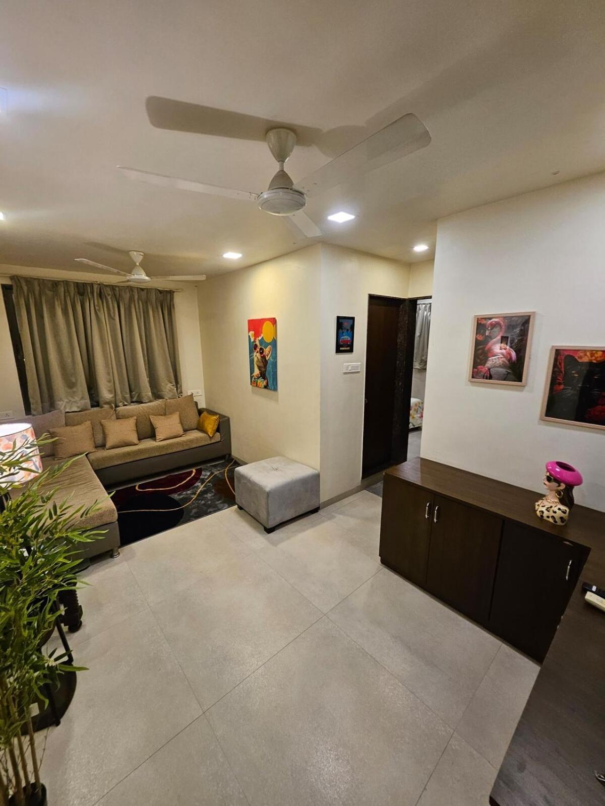 Pali Perch 1bhk With Peace, Charm And Bandra Vibes *