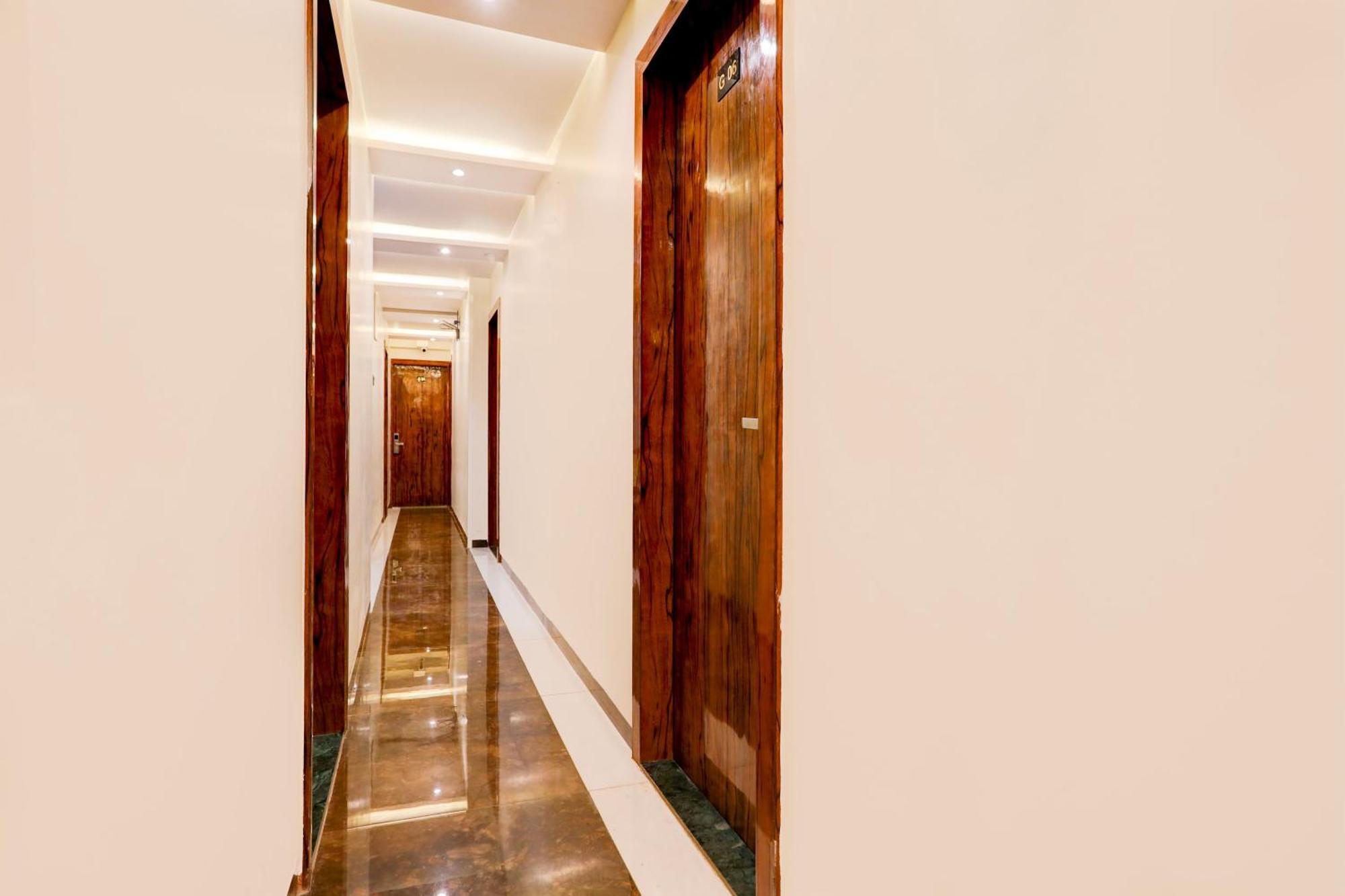 Hotel O Akshay Mumbai