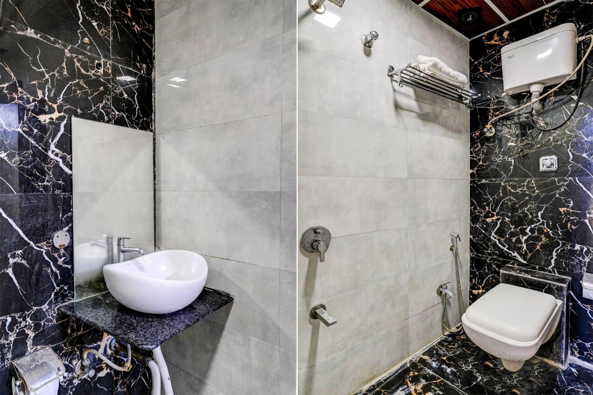 Hotel Oyo Blue Sapphire Residency Near Chhatrapati Shivaji International Airport Mumbai