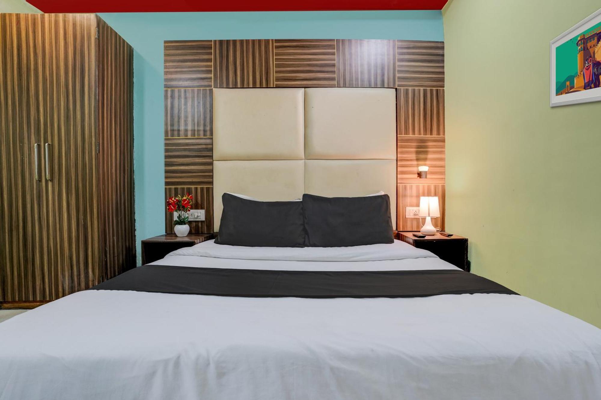Oyo Blue Sapphire Residency Near Chhatrapati Shivaji International Airport 3* Mumbai