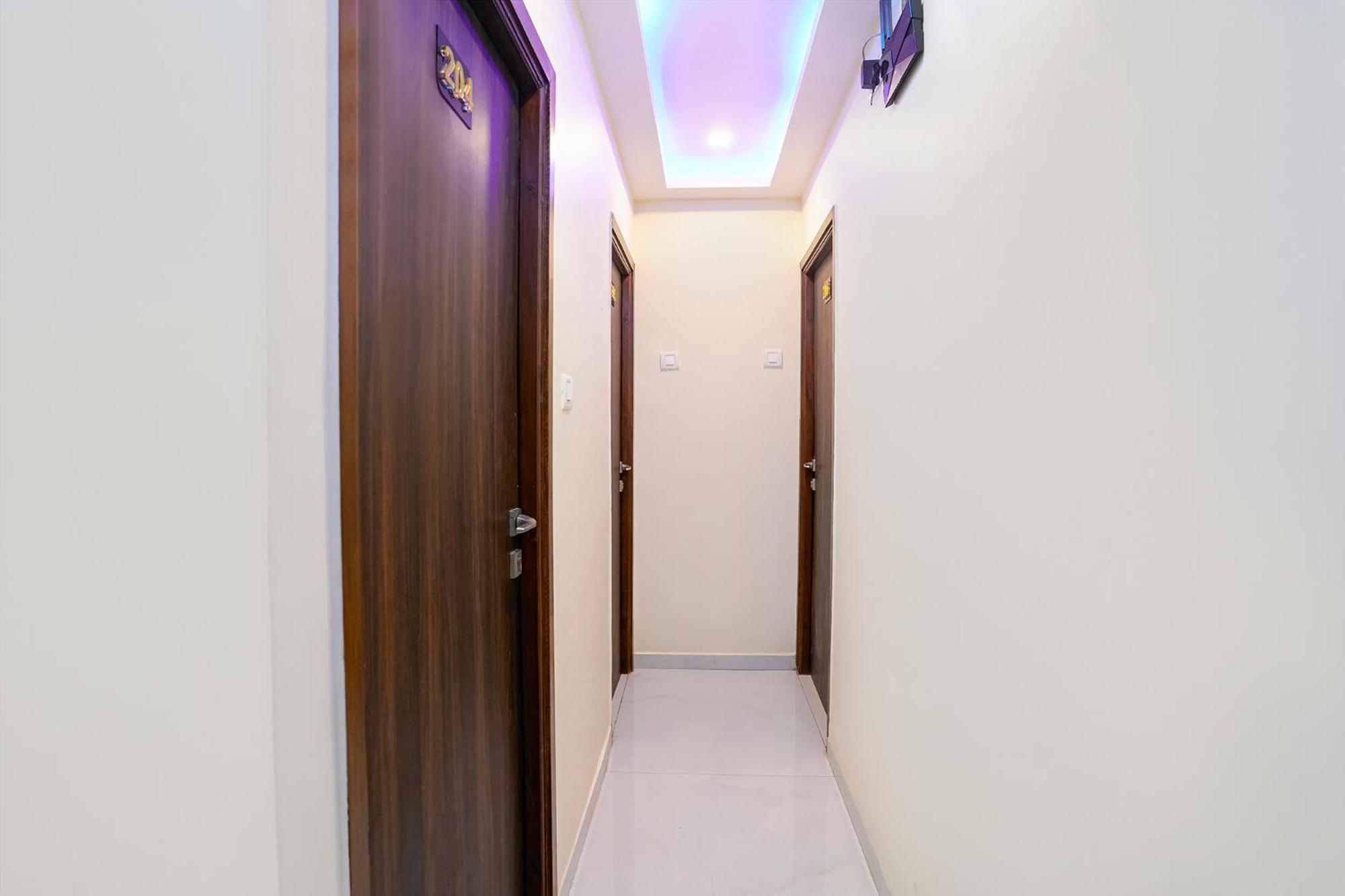 Hotel Via Lexus 5 - Nr Janki Devi High School Mumbai