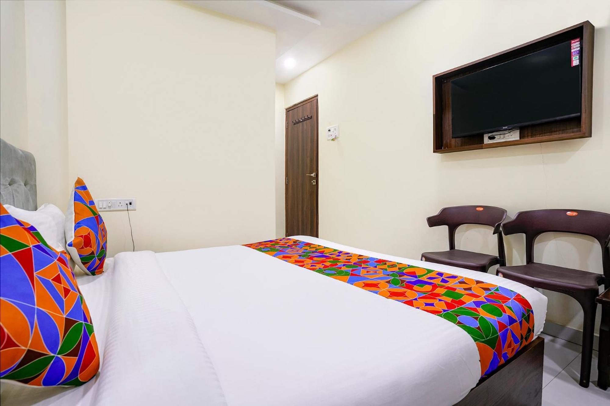 Fabhotel Lexus 5 3* Mumbai