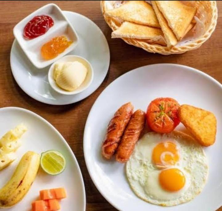 Radiant Hotel,andheri East Terminal 1,2