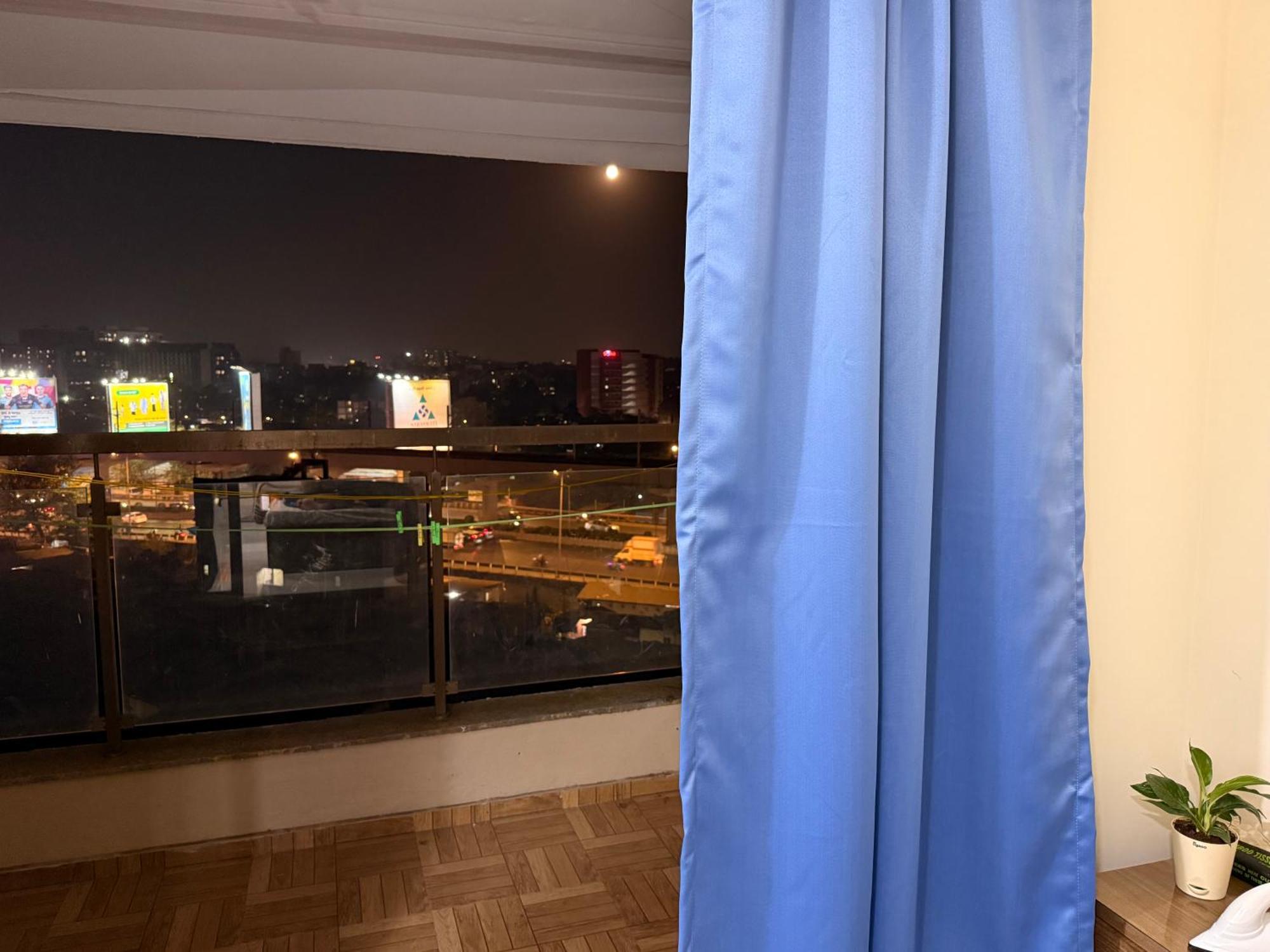 1bhk- Modern Spacious Workstay - Livin Mumbai