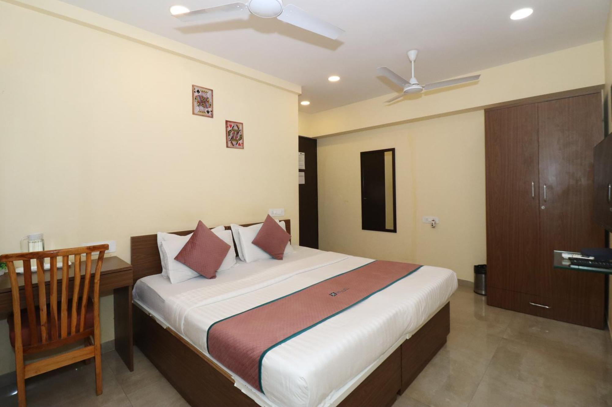 Pinaki Comfort Stay, Parle Apartamento Mumbai