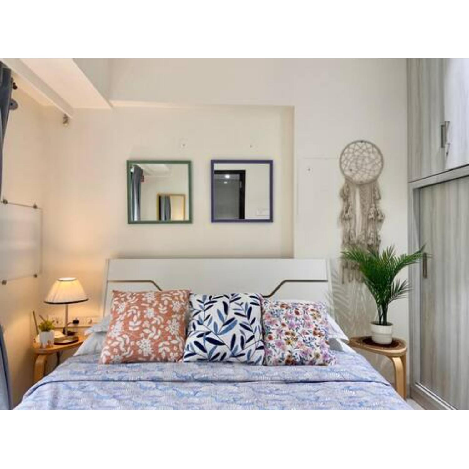 Apartment Kakad Classic 360, 16th Rd, Pali Village, Khar West By Connekt Homes *