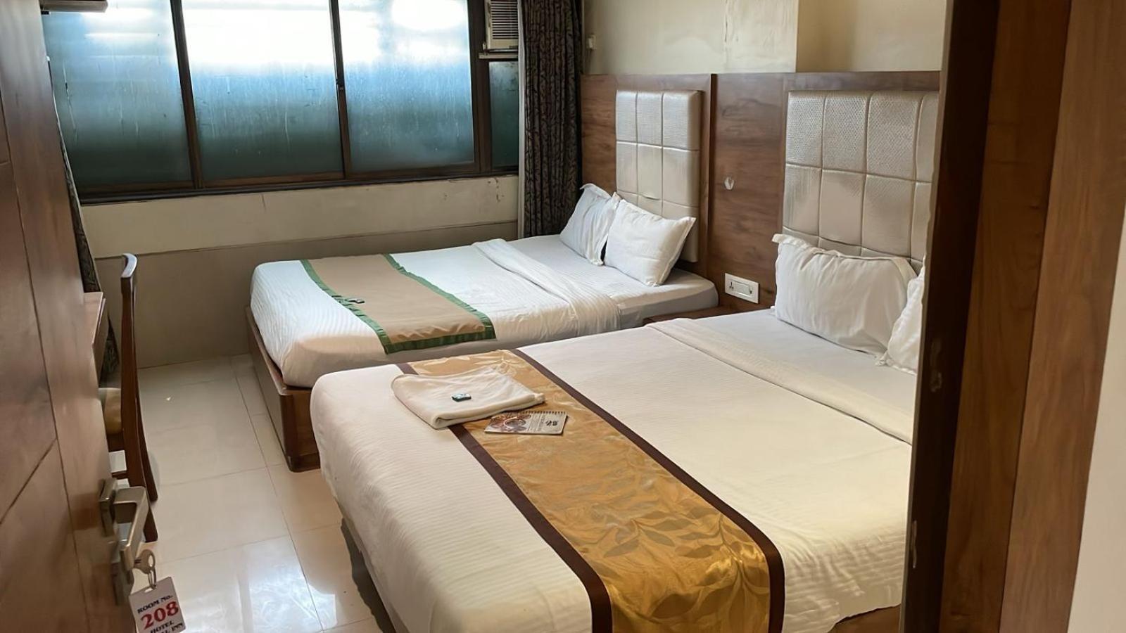 Hotel Rr Inn-international Airport Mumbai