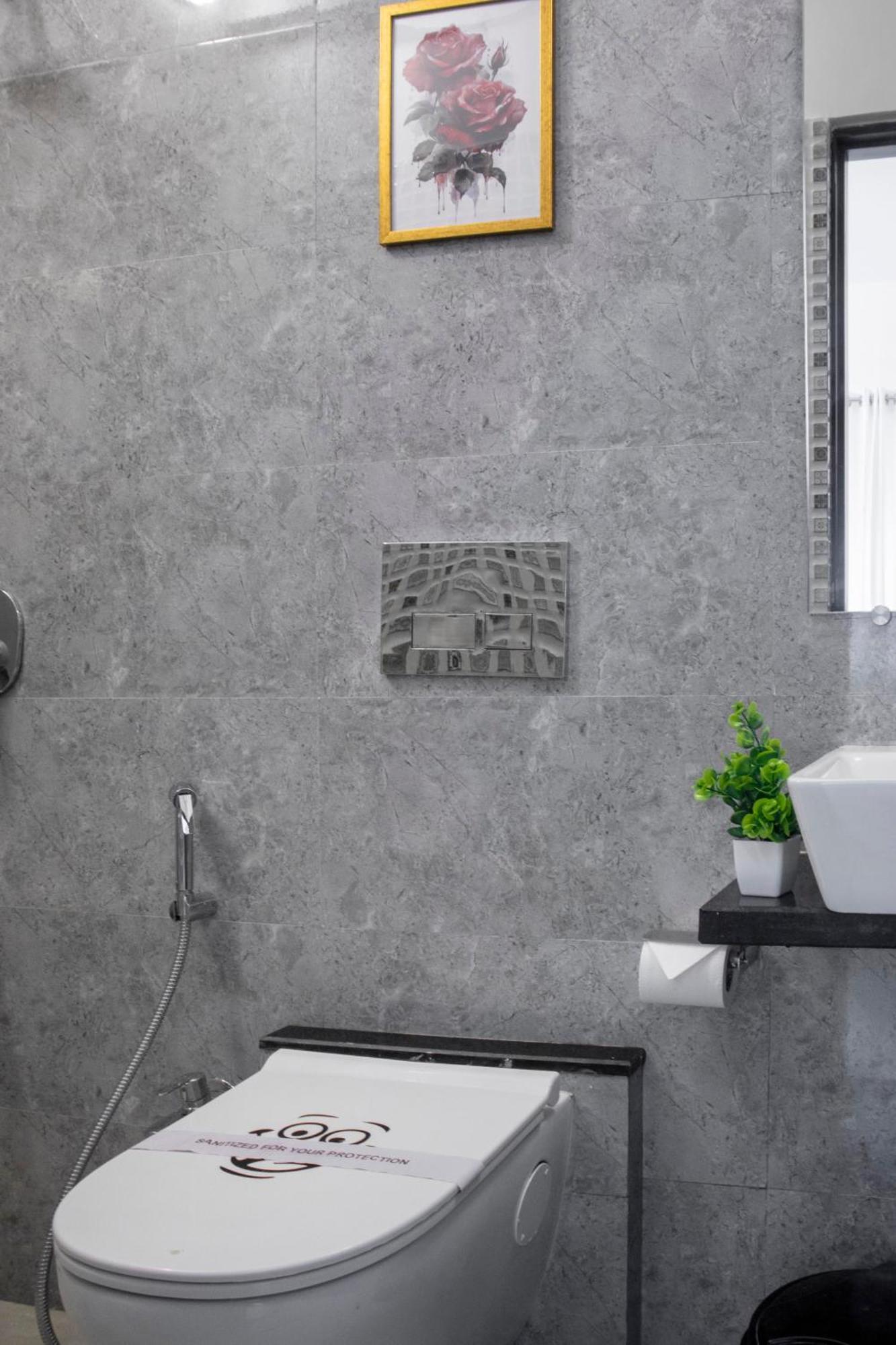 Gagal - Malad Apartment