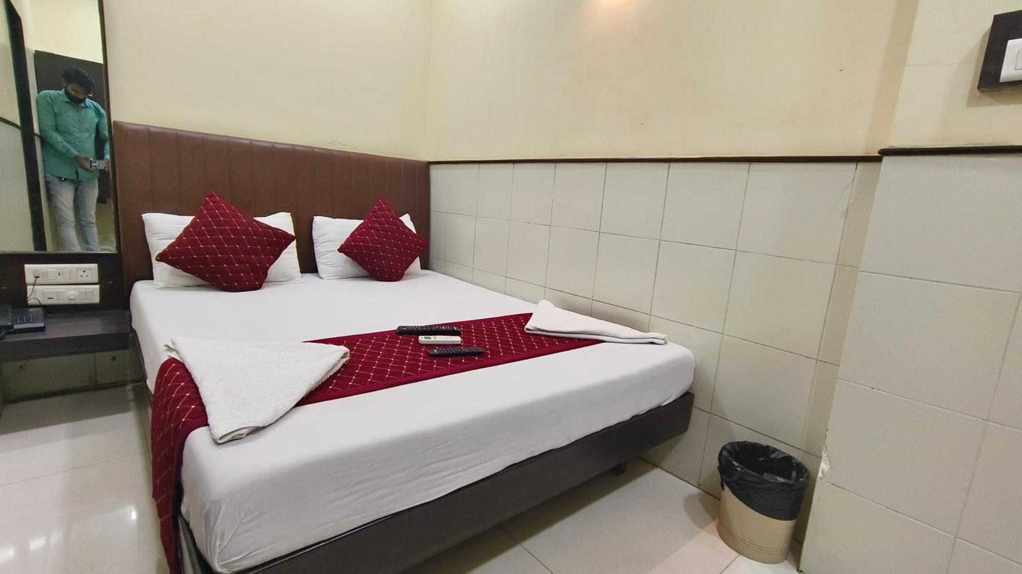 Hotel Smooth Checkin By Sion Triton - 2*