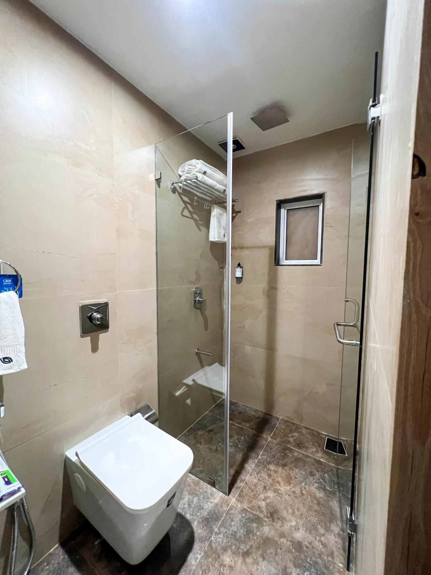 Widlor Boutique Hotel, Andheri East, Hotel 4*