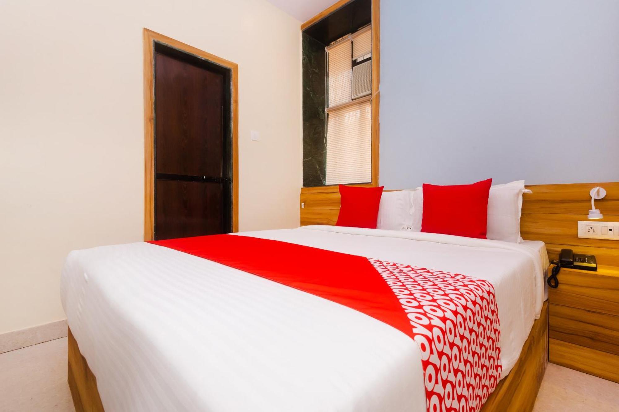 Hotel Sun Near Saifee Hospital And Hn Reliance Hospital