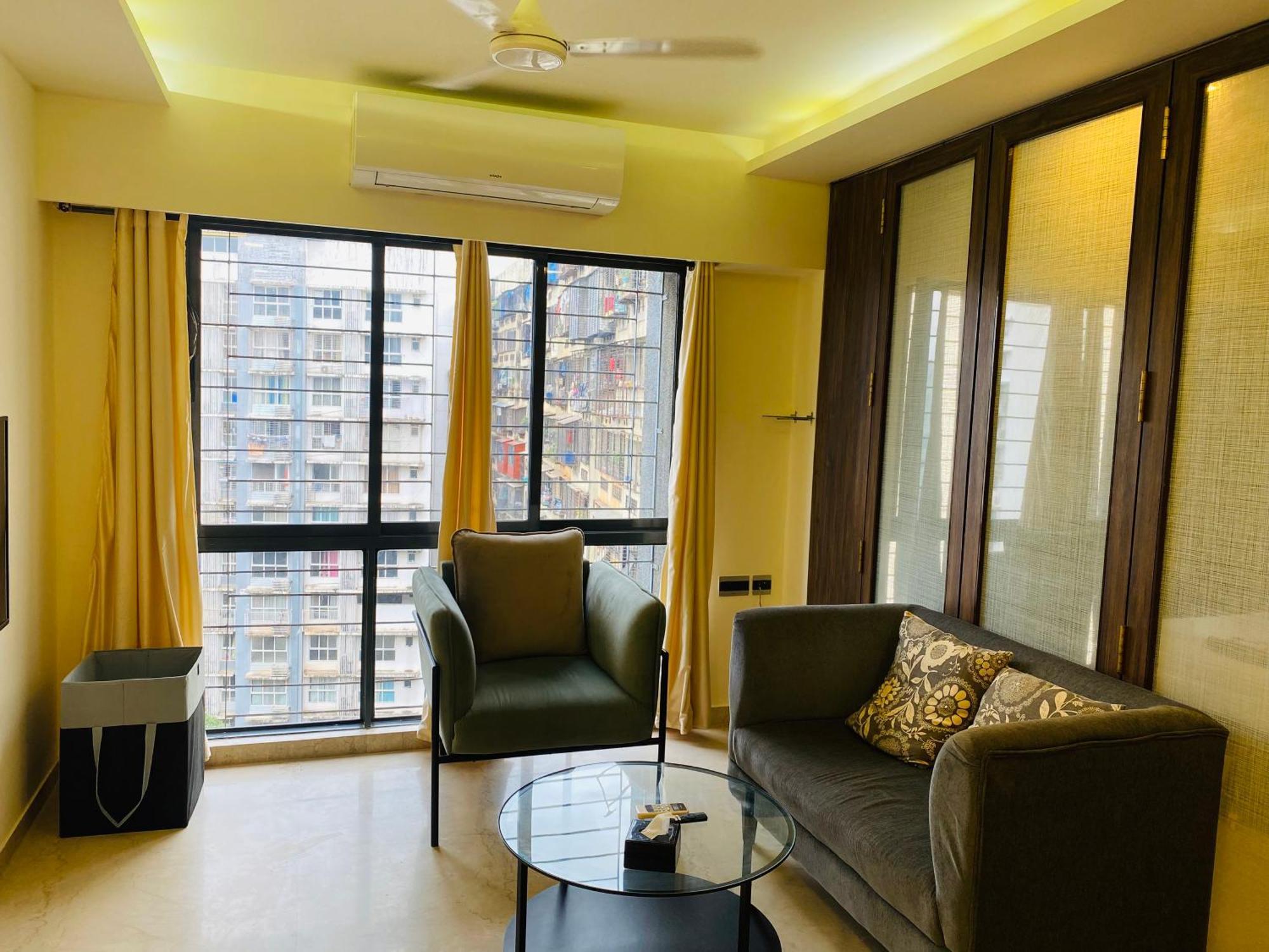 Ov Premium Bkc - Kurla * Mumbai
