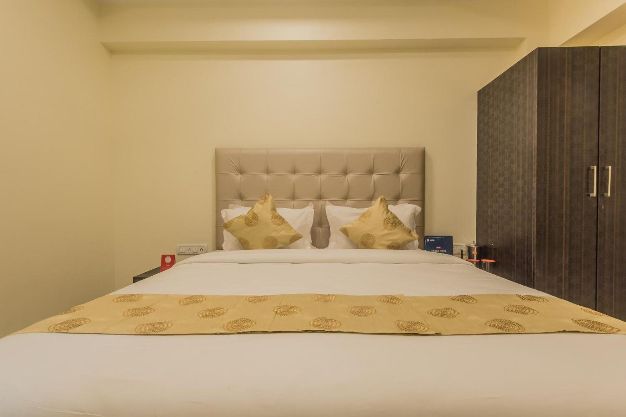 Hotel Super O Palace Near Don Bosco 3*
