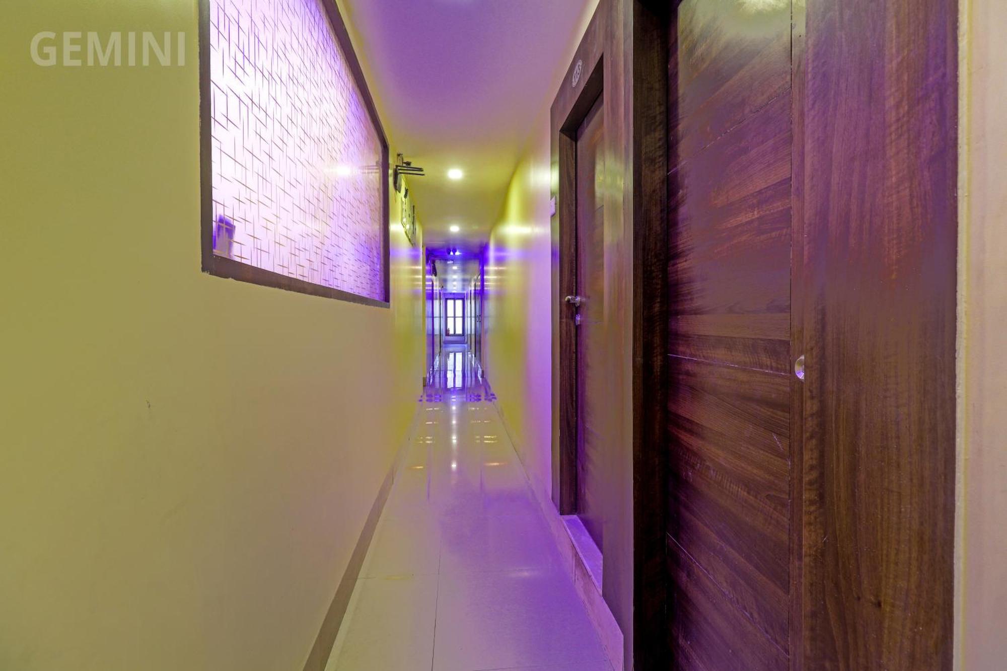 Gemini Hotel 2*