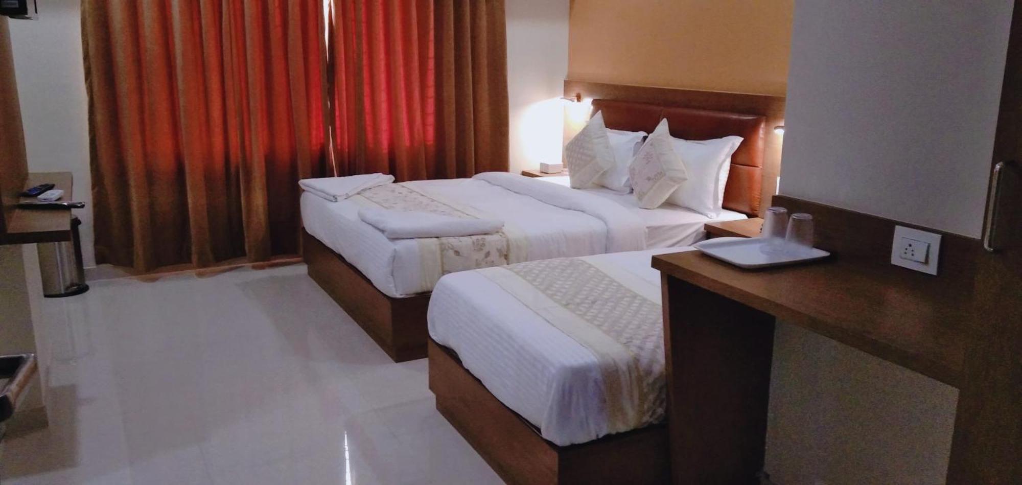 Hotel Crystal Luxury Inn- Bandra Mumbai