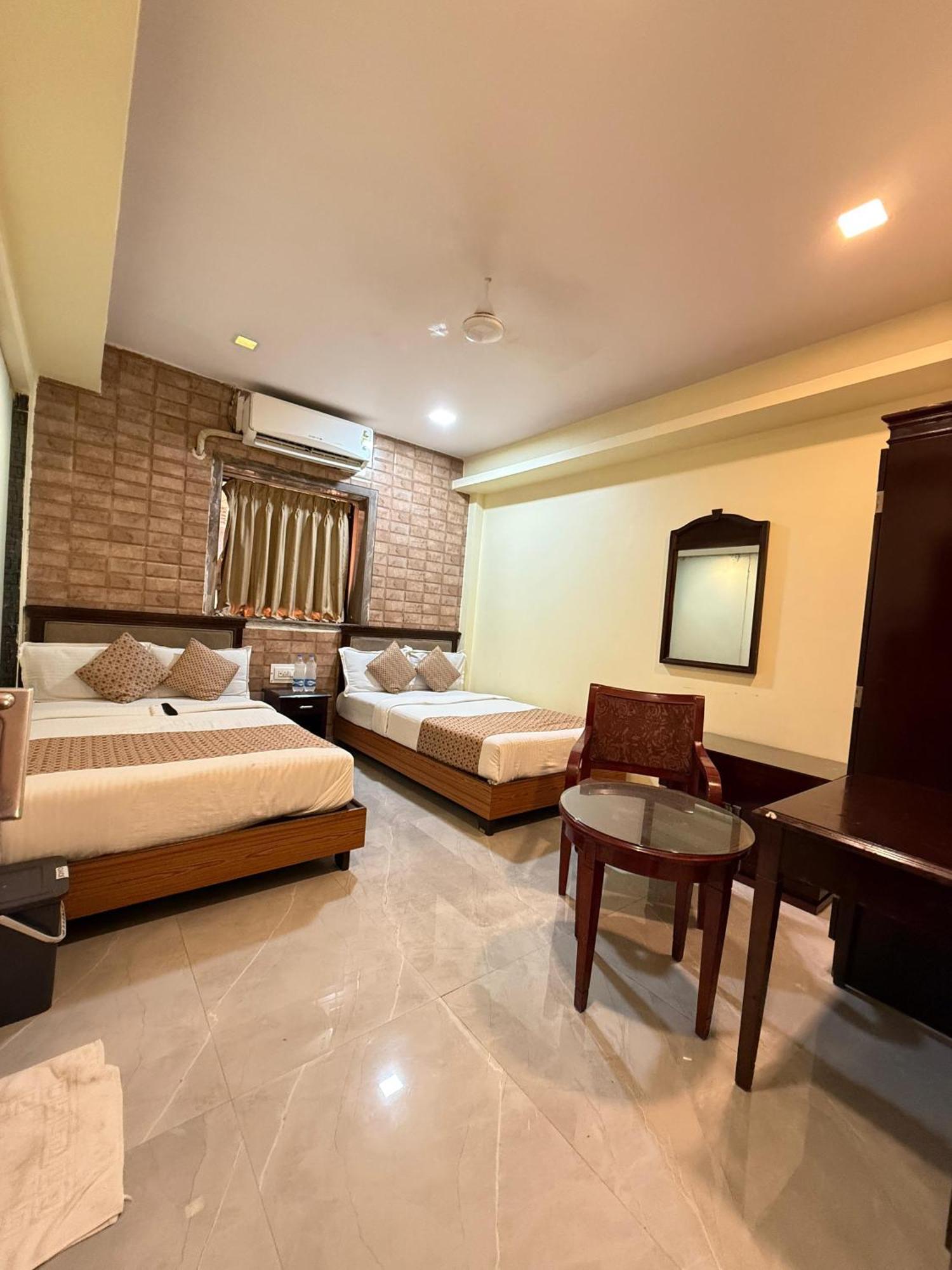 Gold Coast Guest house Mumbai
