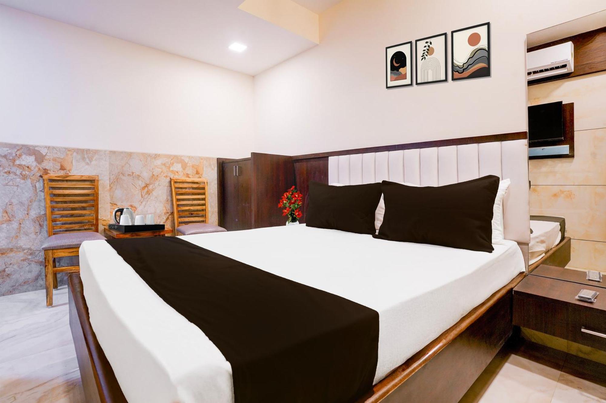 Hotel Super Collection O Kalyan East 3*