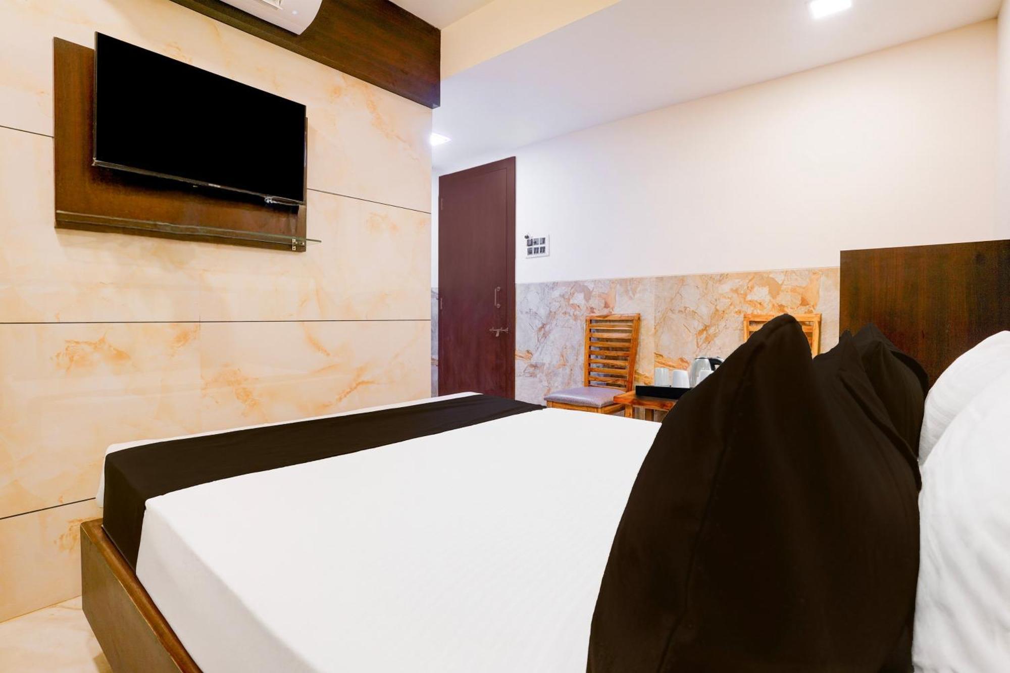 Super Collection O Kalyan East Hotel Ulhasnagar