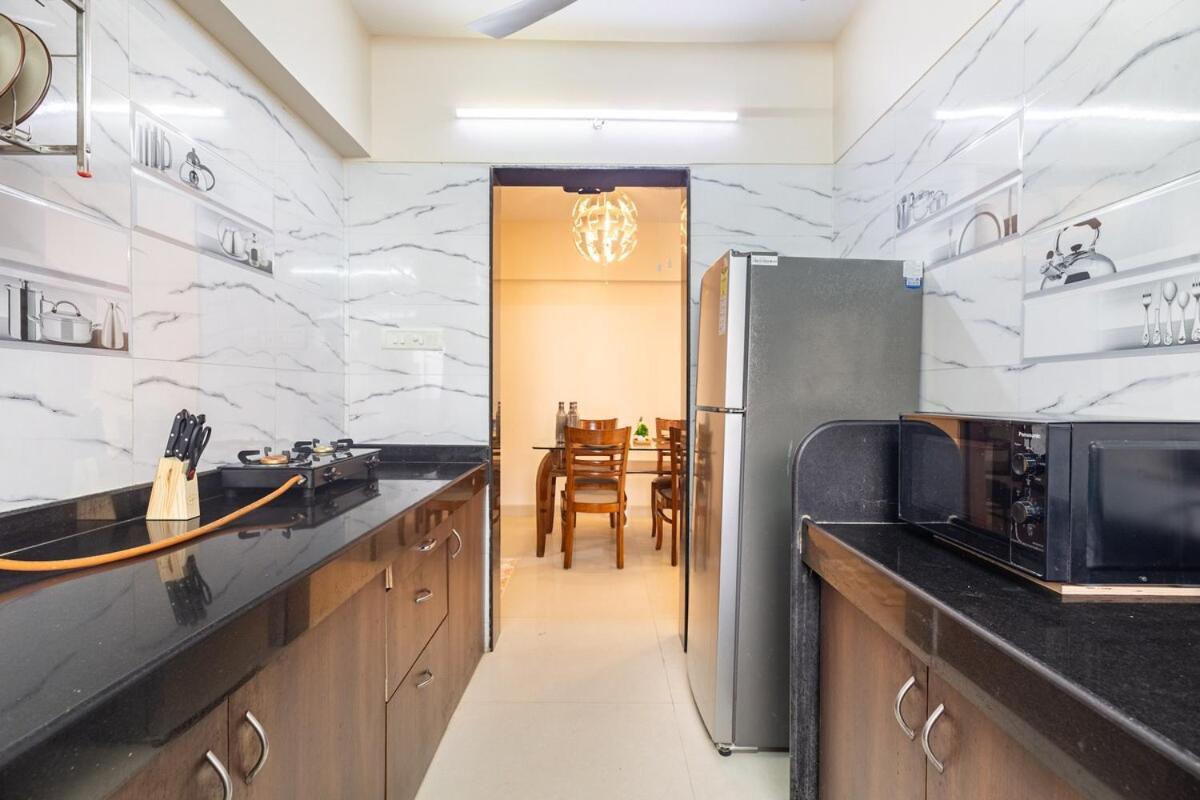 Treat Homes Service In Bkc Sindhuratna 701 Apartment *
