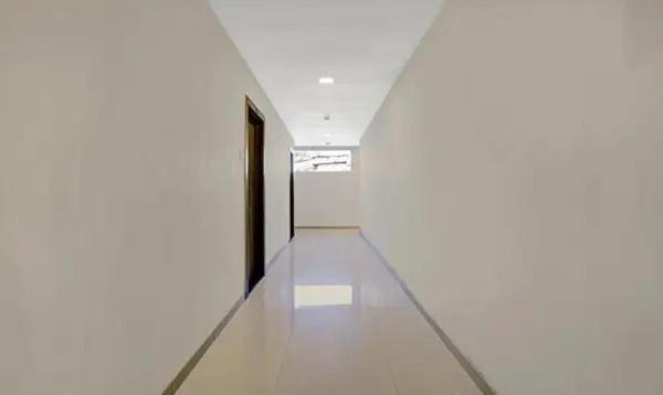 Hotel Fabhotel Galaxy