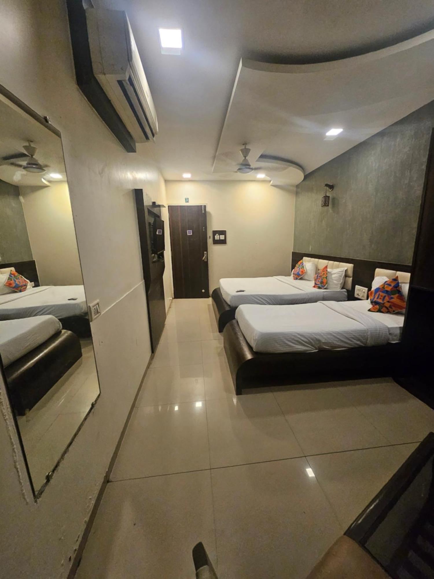 Prime Addore Palacee - Near Airport , Visa Consultant , Jio World Convention Centre Bkc 3*