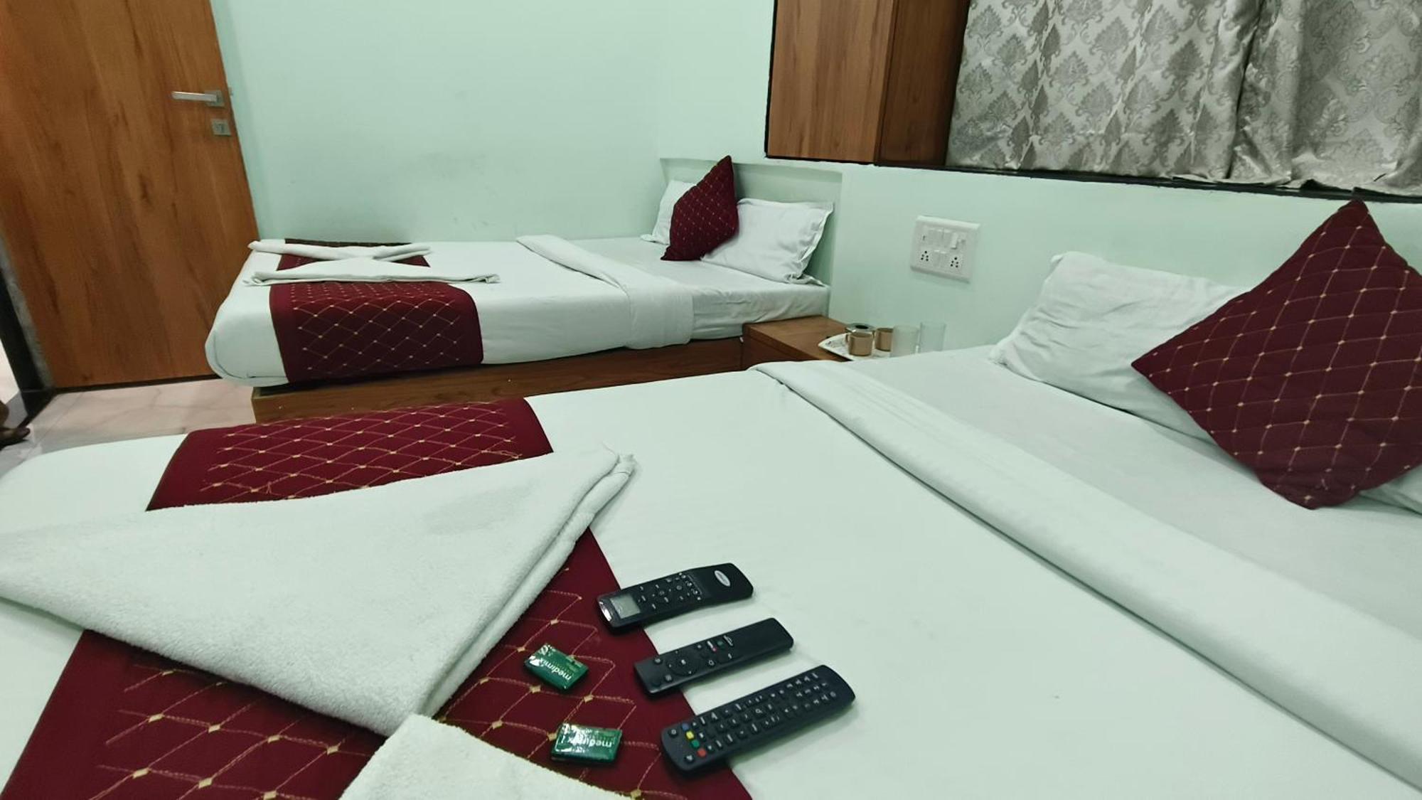 Smooth Checkin By Sea Rose - Mumbai