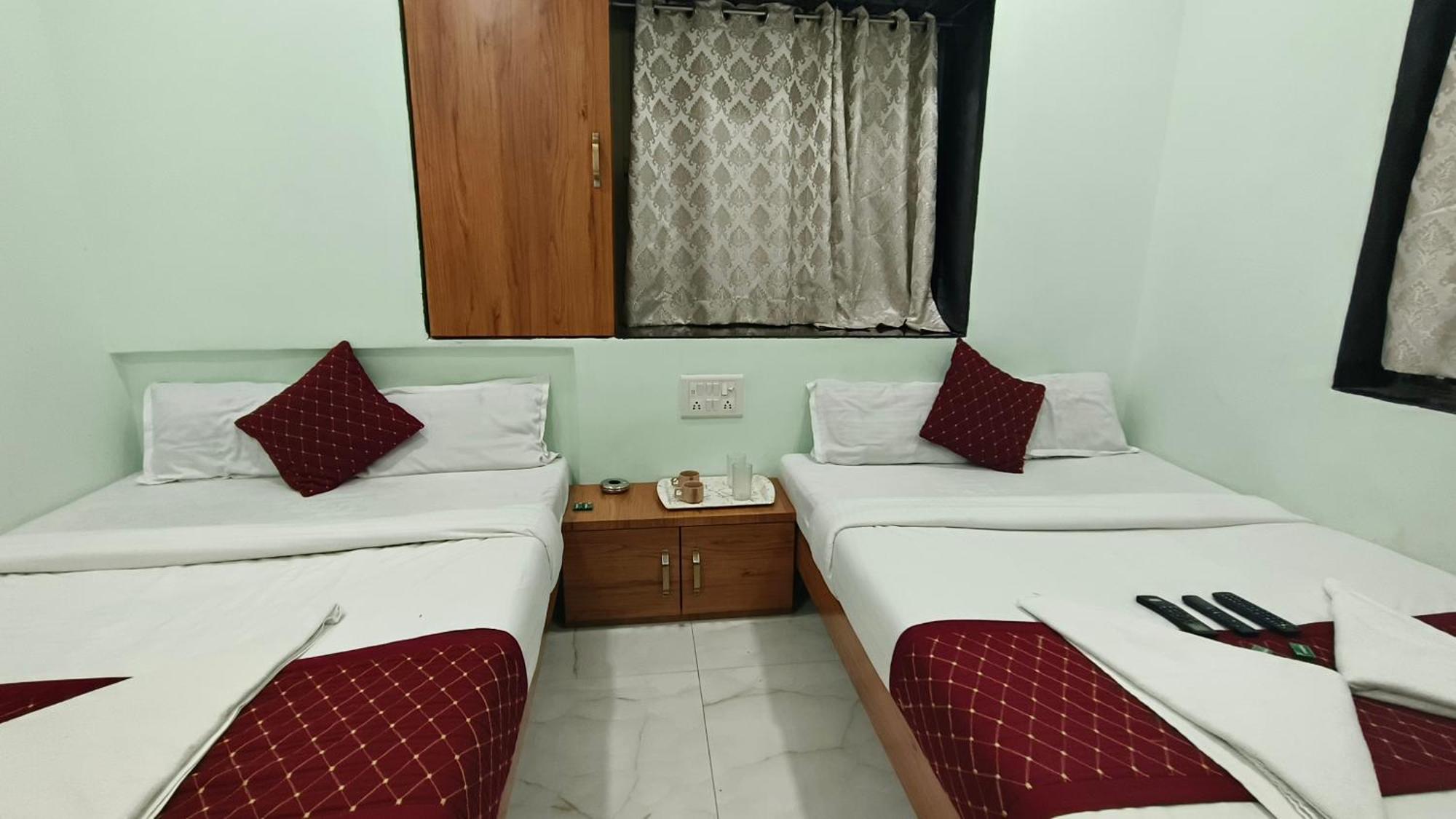 Smooth Checkin By Sea Rose - 2* Mumbai