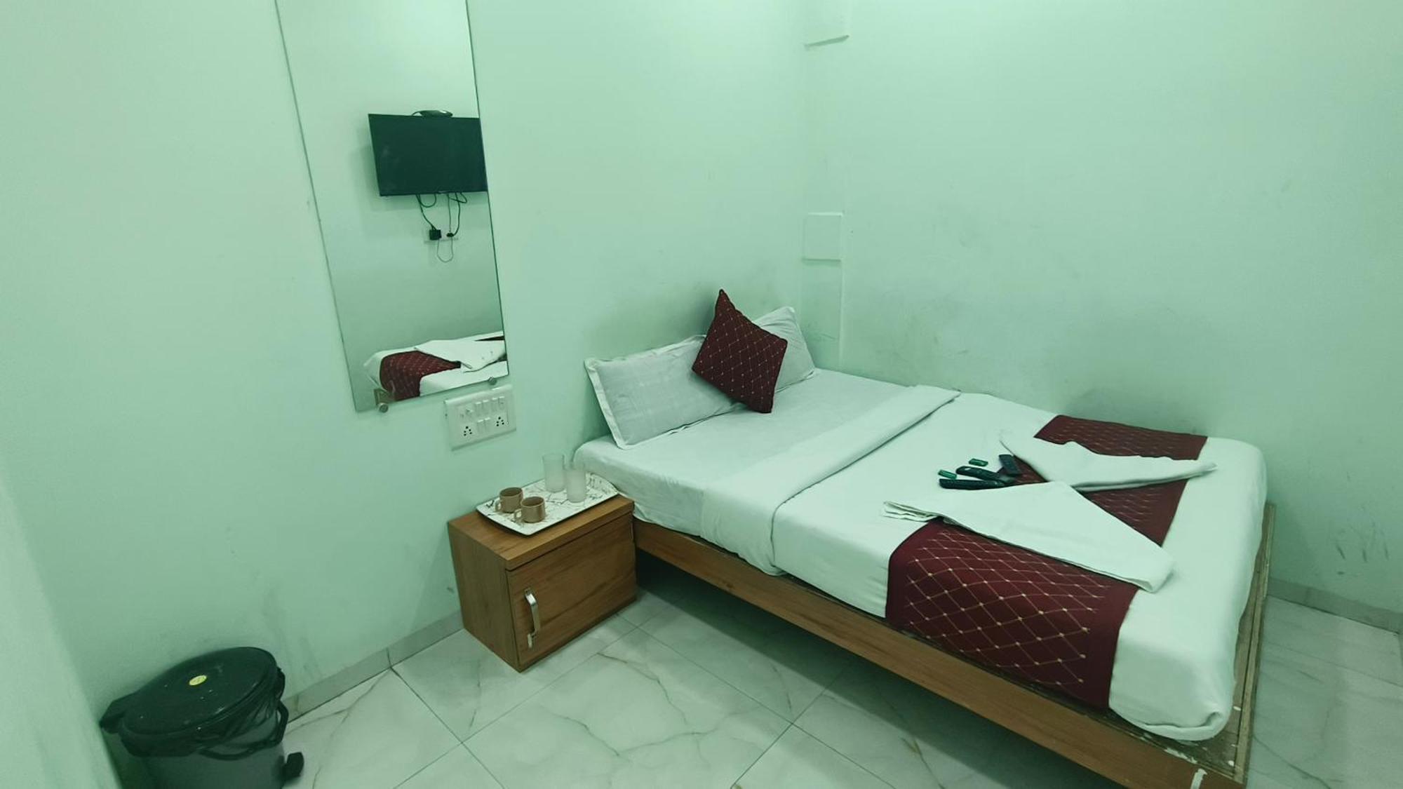 Hotel Smooth Checkin By Sea Rose - 2*