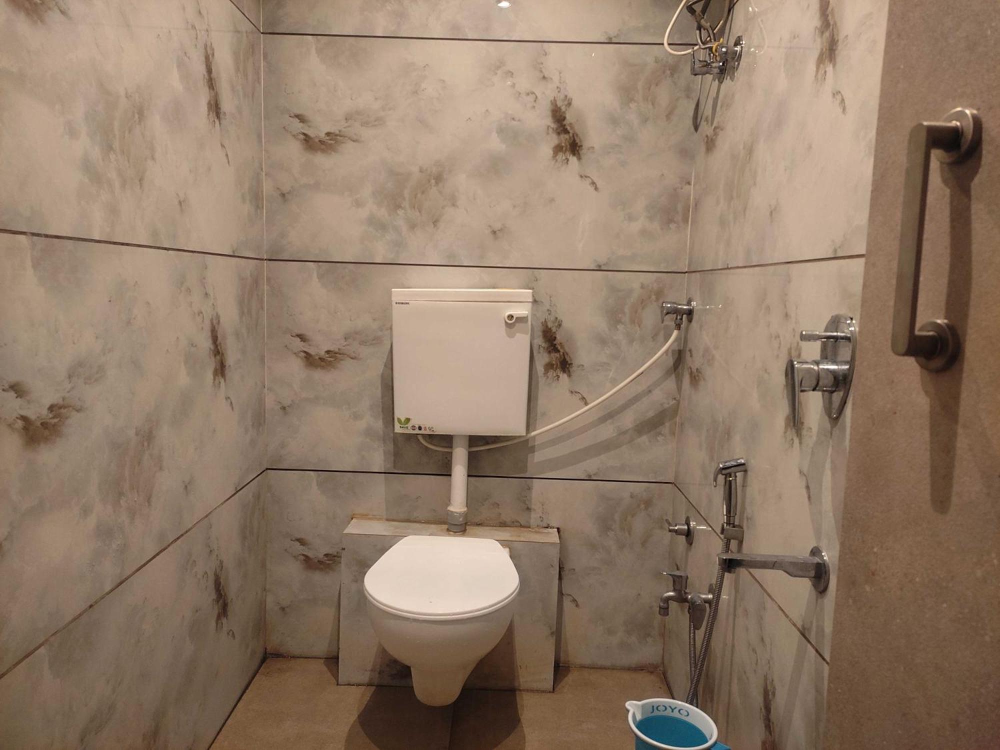 O Santacruz Khar Subway Hotel 3*