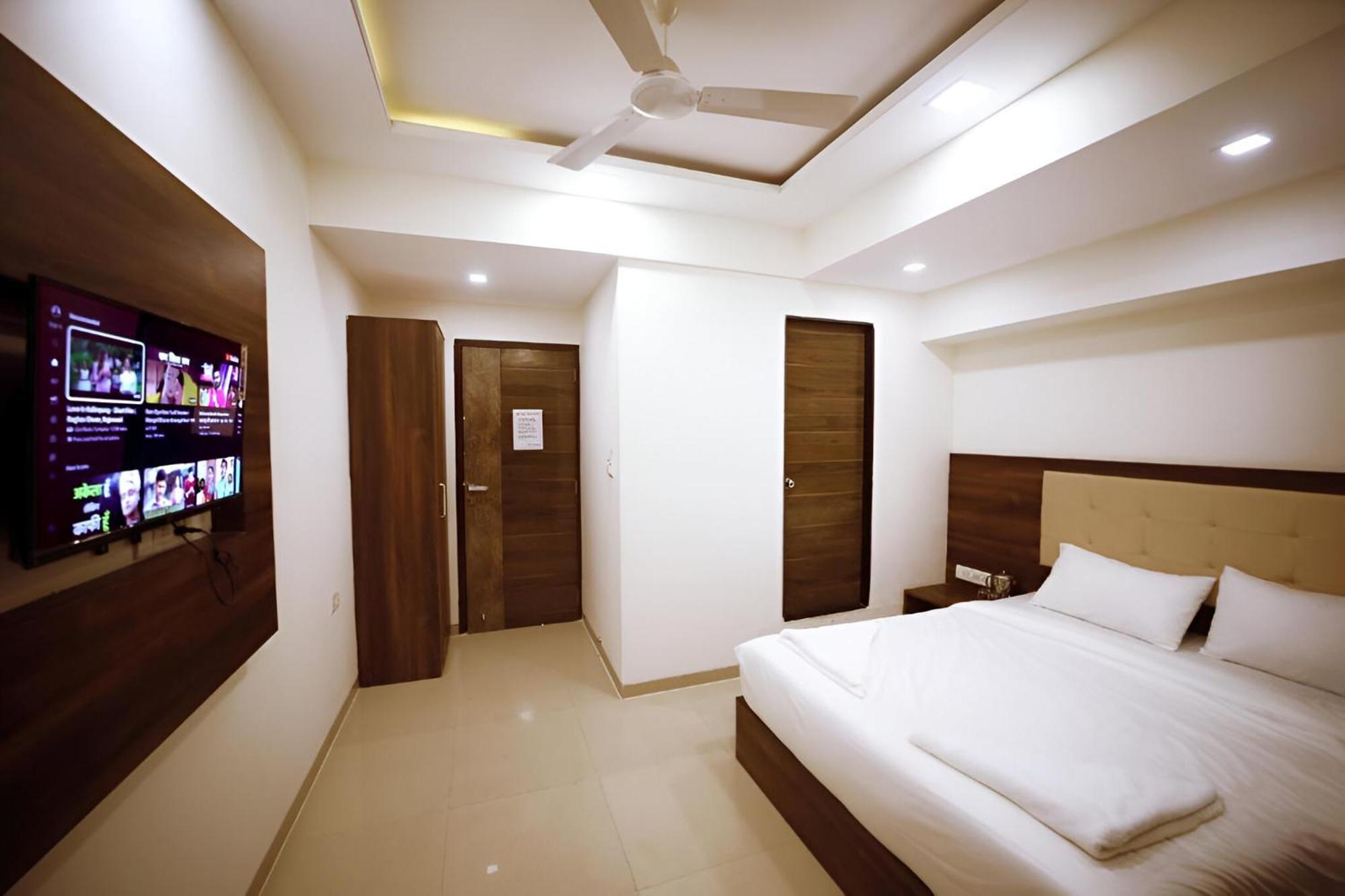 Hotel Retreats At Precious Pearl - Nr International Airport 3*