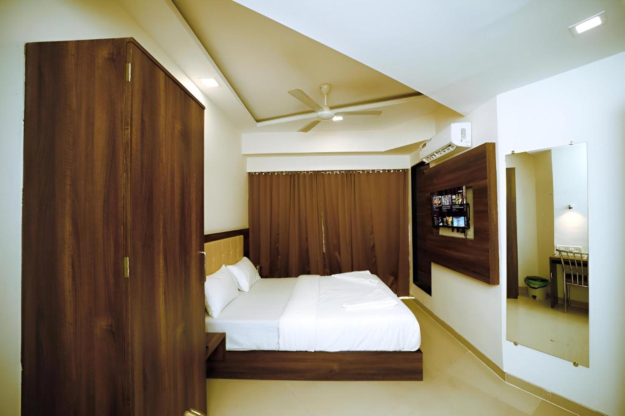 Hotel Retreats At Precious Pearl - Nr International Airport