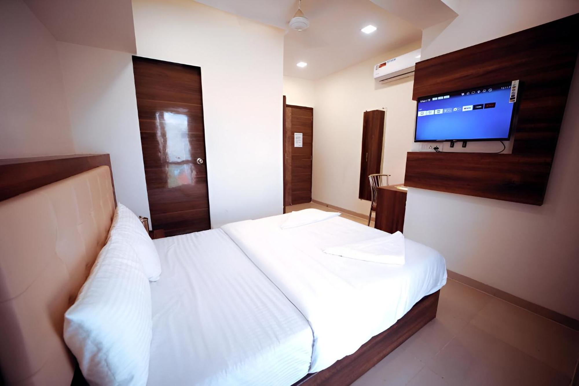 Retreats At Precious Pearl - Nr International Airport Hotel 3*