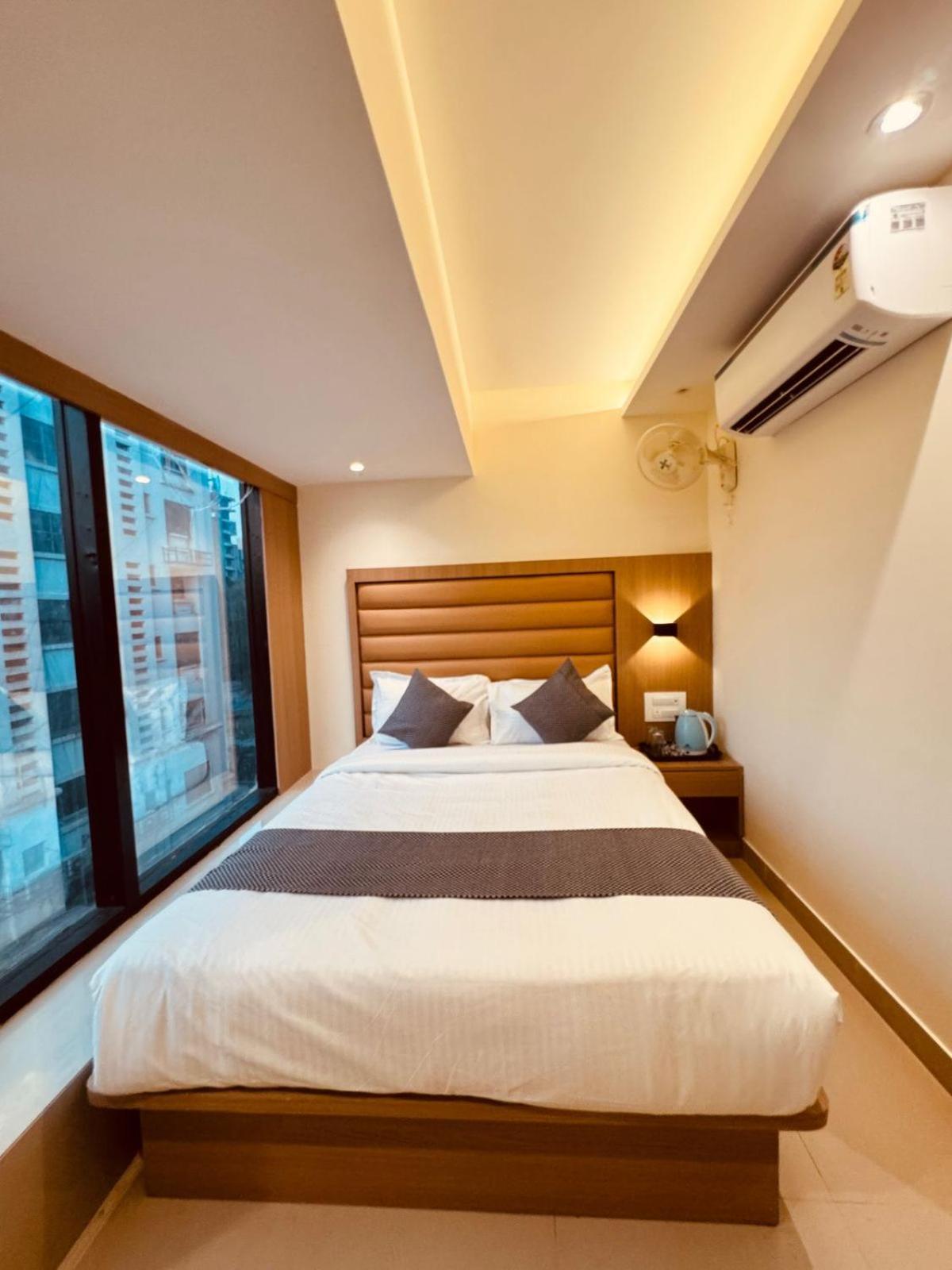 Cliff Garden Hotel Mumbai
