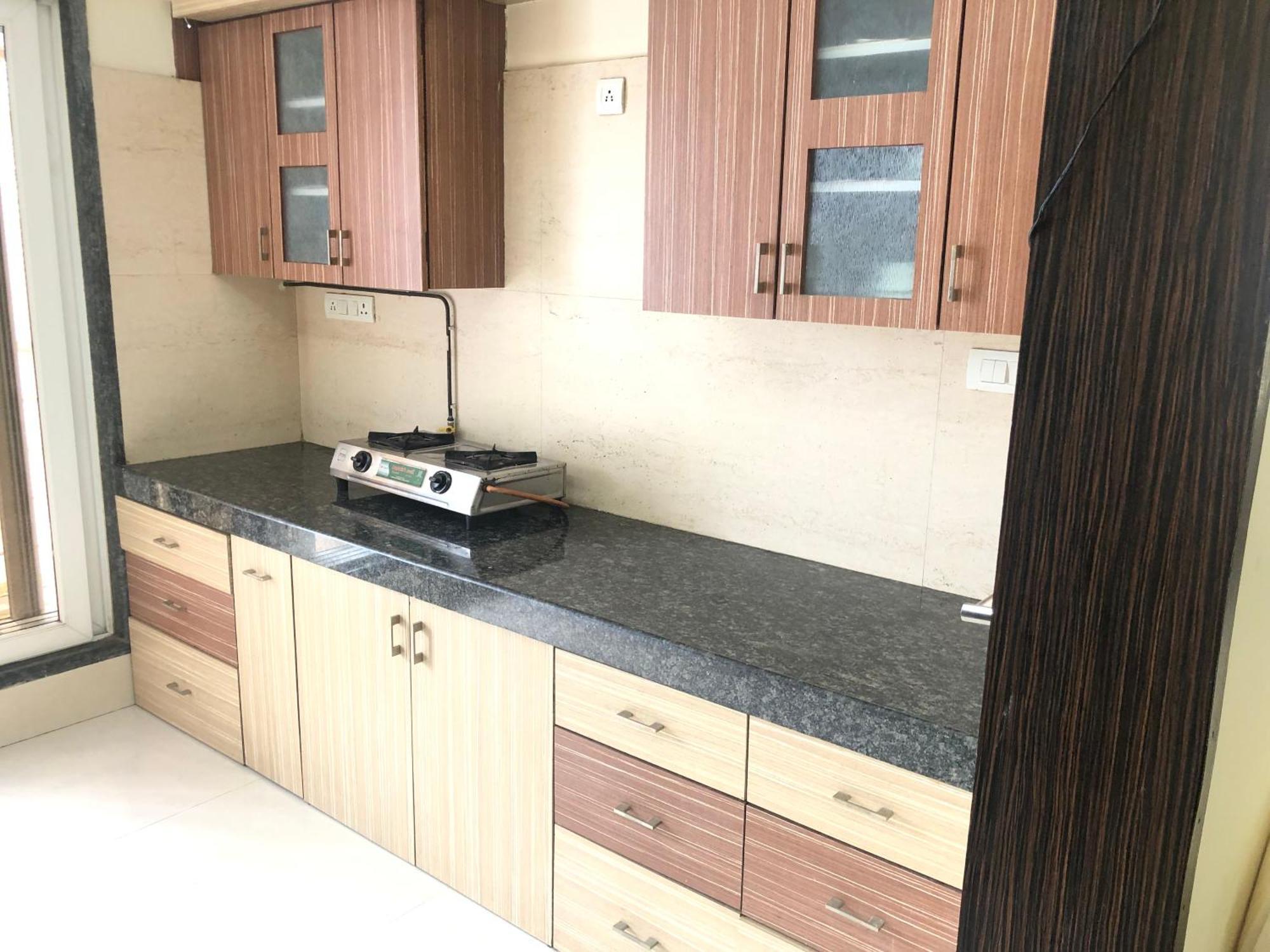 Treat Homes Service In Bkc Siddhant 401 Homestay