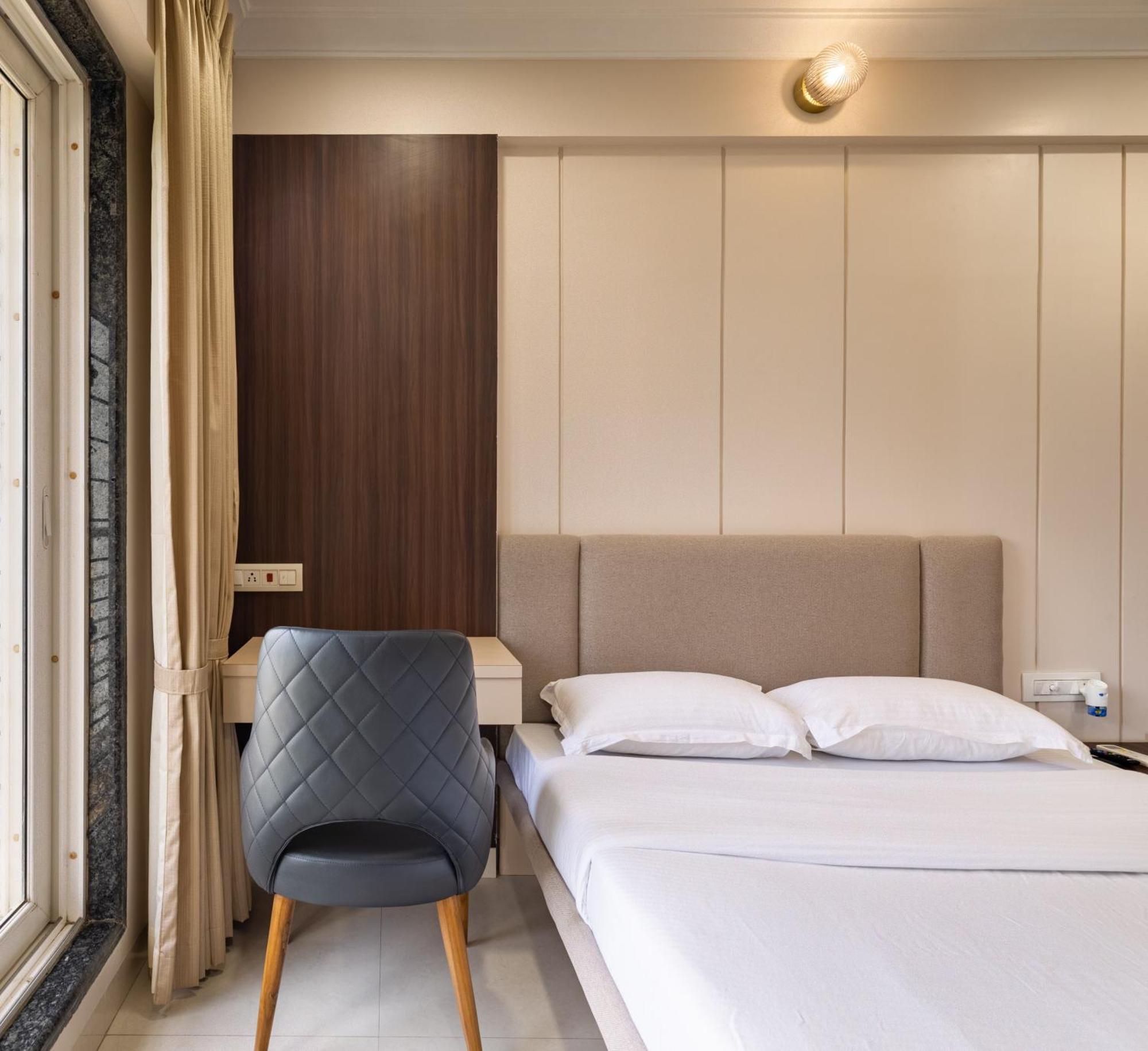 Treat Homes Service In Bkc Siddhant 601 * Mumbai