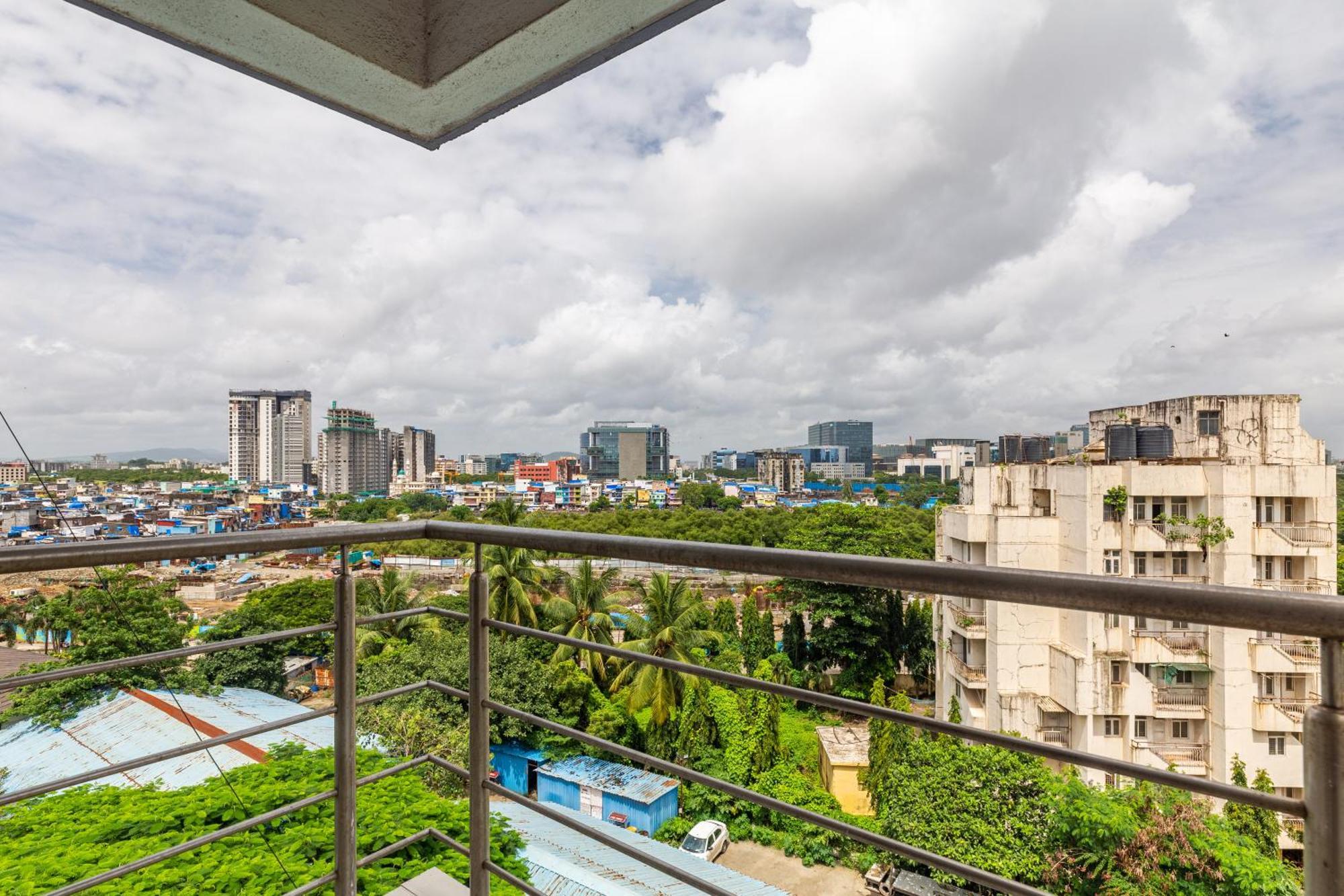 Treat Homes Service In Bkc Siddhant 601 Homestay *