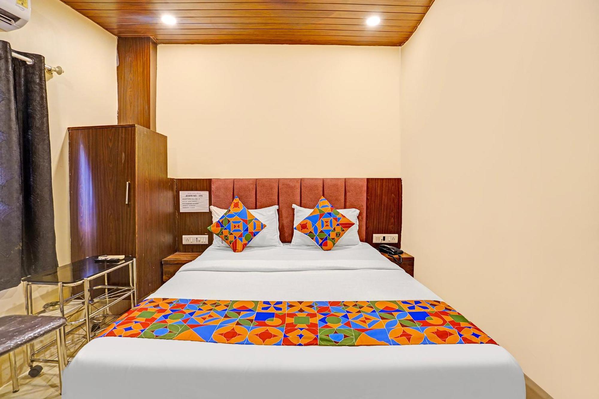 Fabhotel Surya Grand *