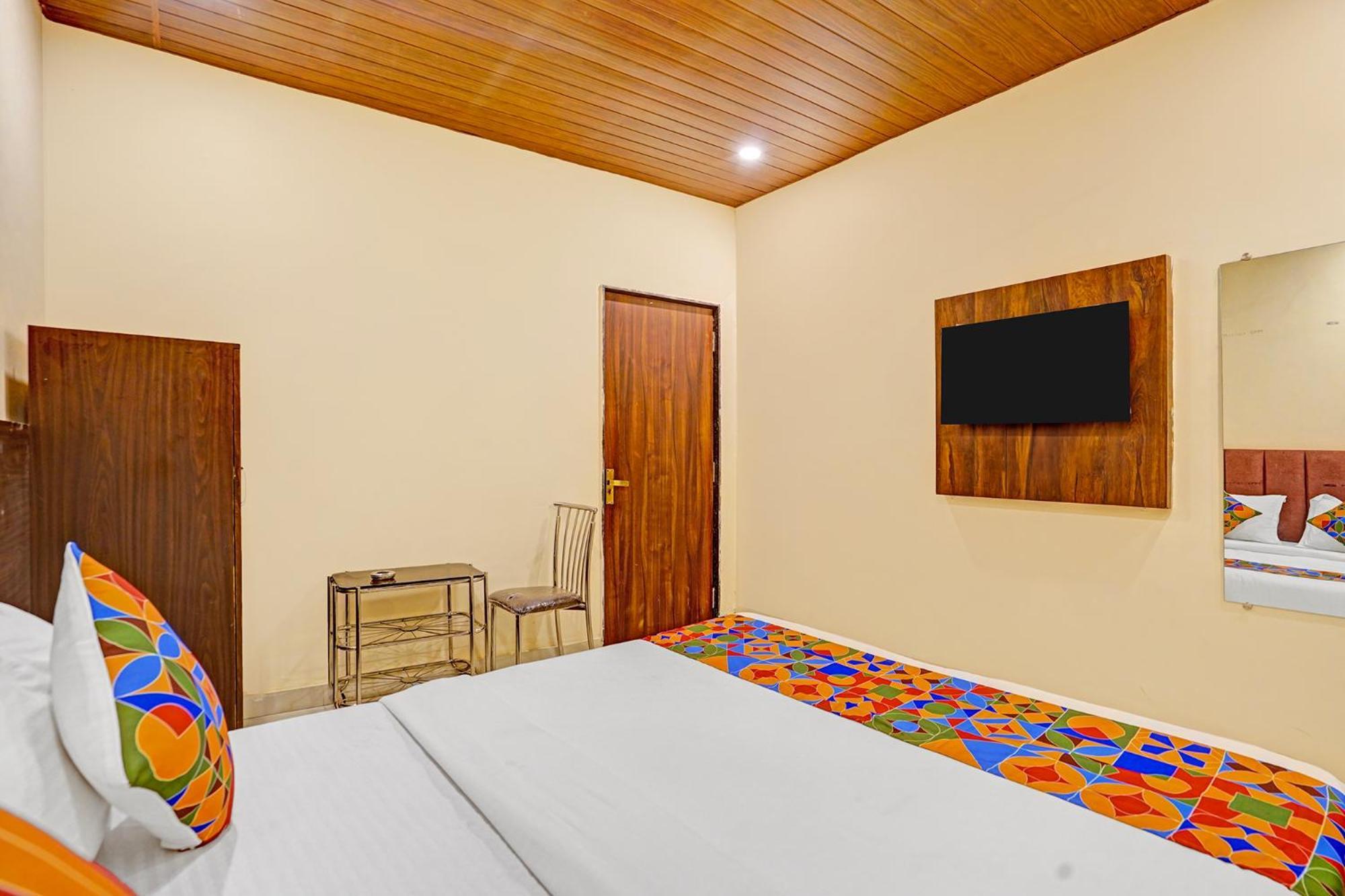 Fabhotel Surya Grand *