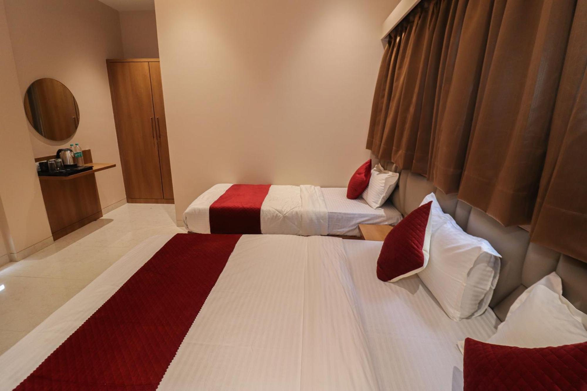 Hotel Fabhotel Ascent Star - Nr Phoenix Mall Kurla 3*